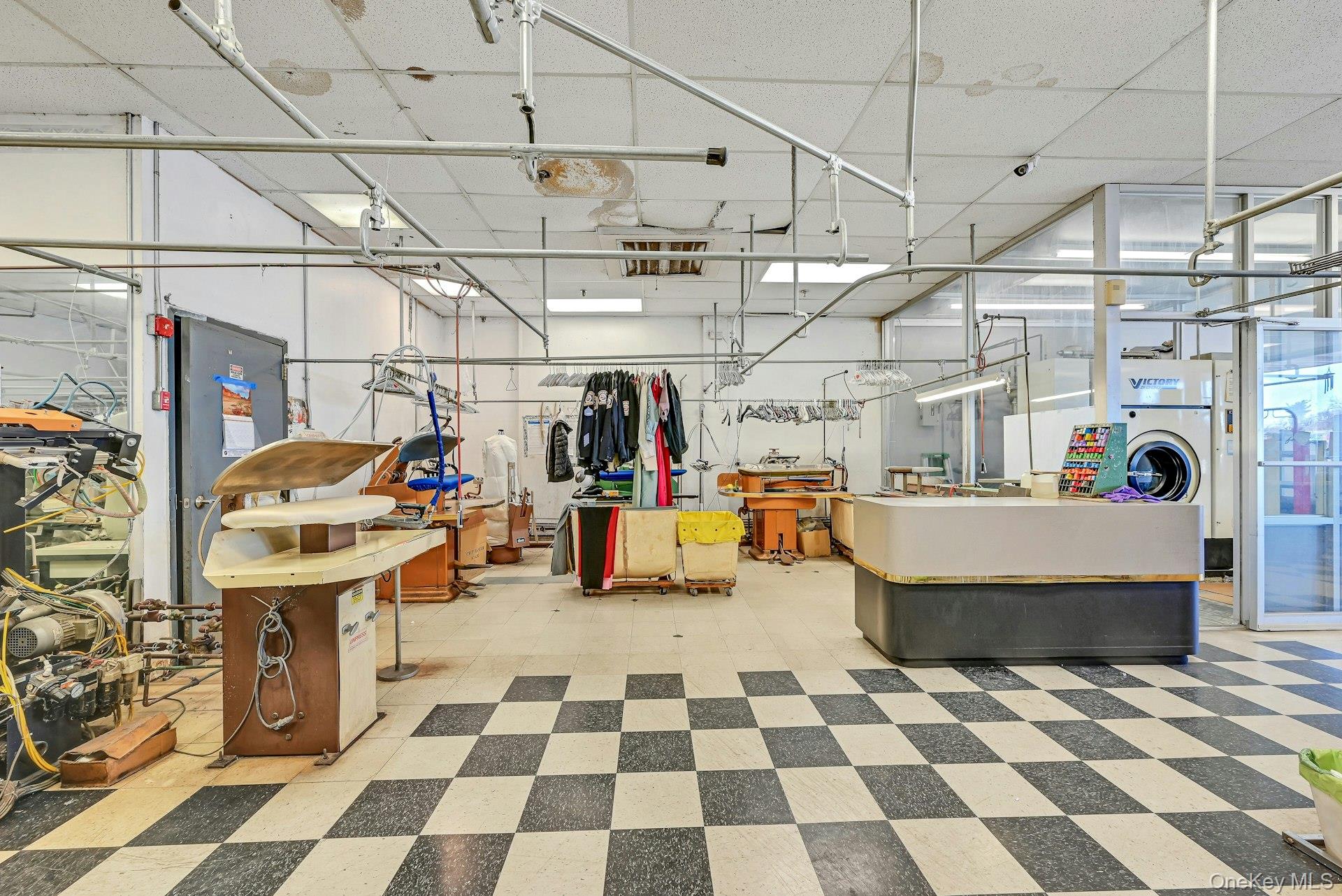 Spring Valley, NY 10977