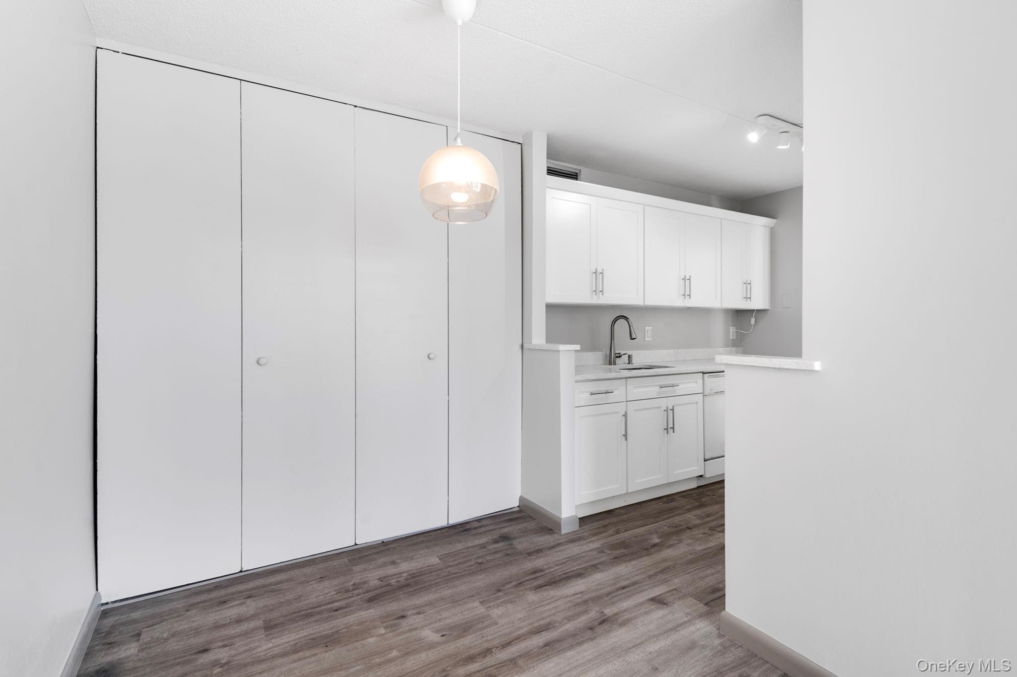 300 High Point Drive # 209, Hartsdale, NY 10530