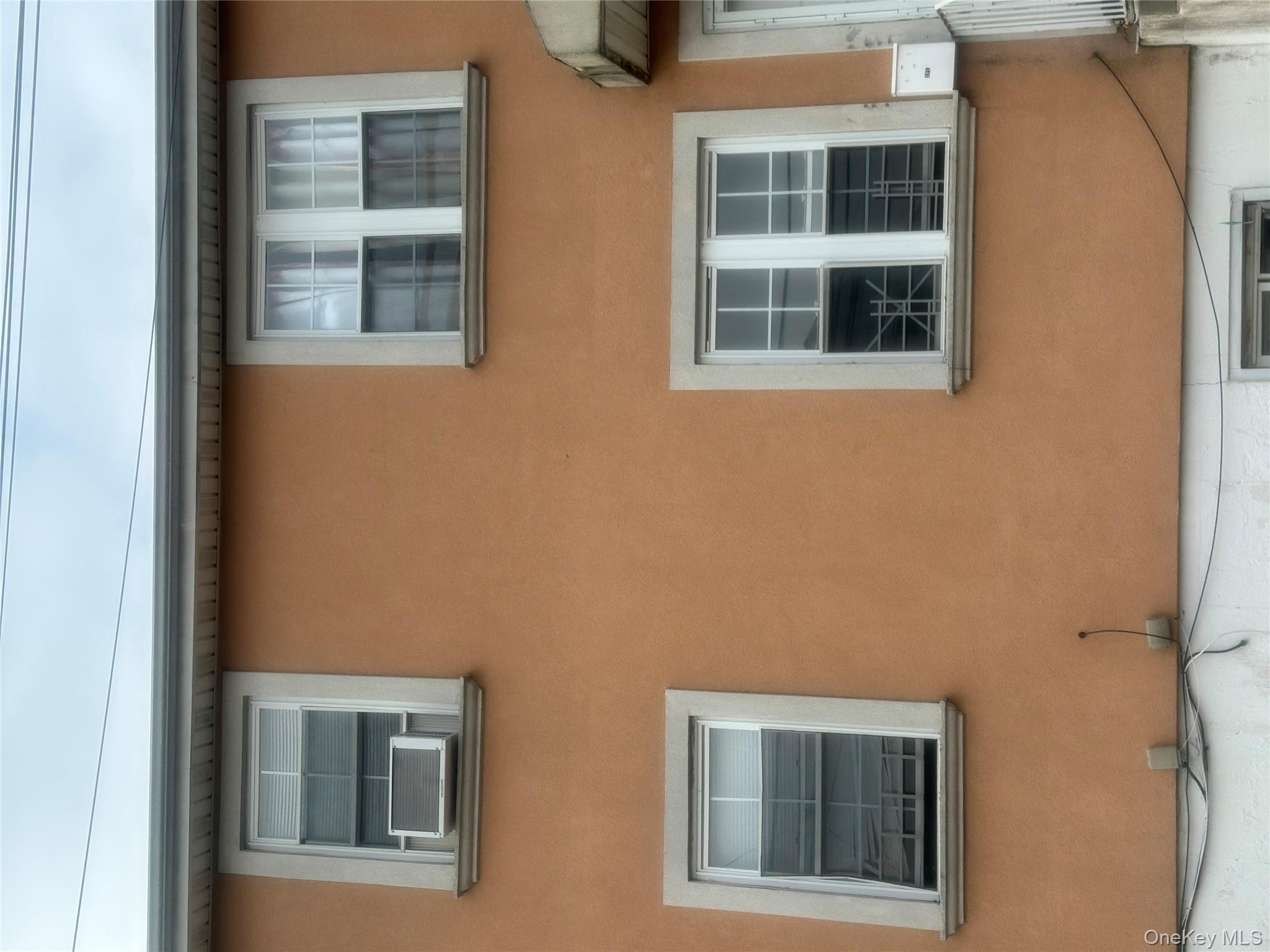 14768 259th Street, Rosedale, NY 11422