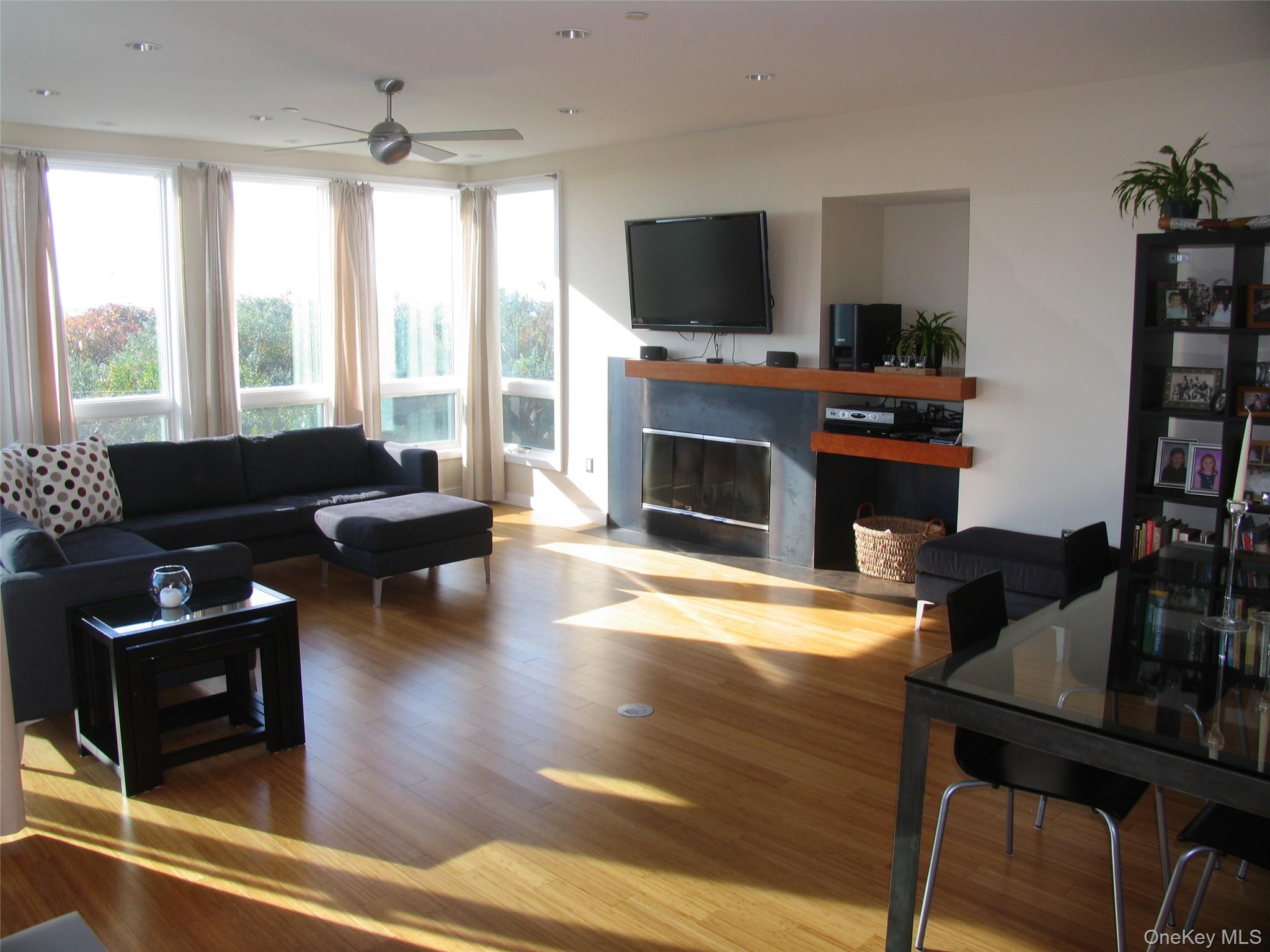 100 Nantwick Street, Lido Beach, NY 11561