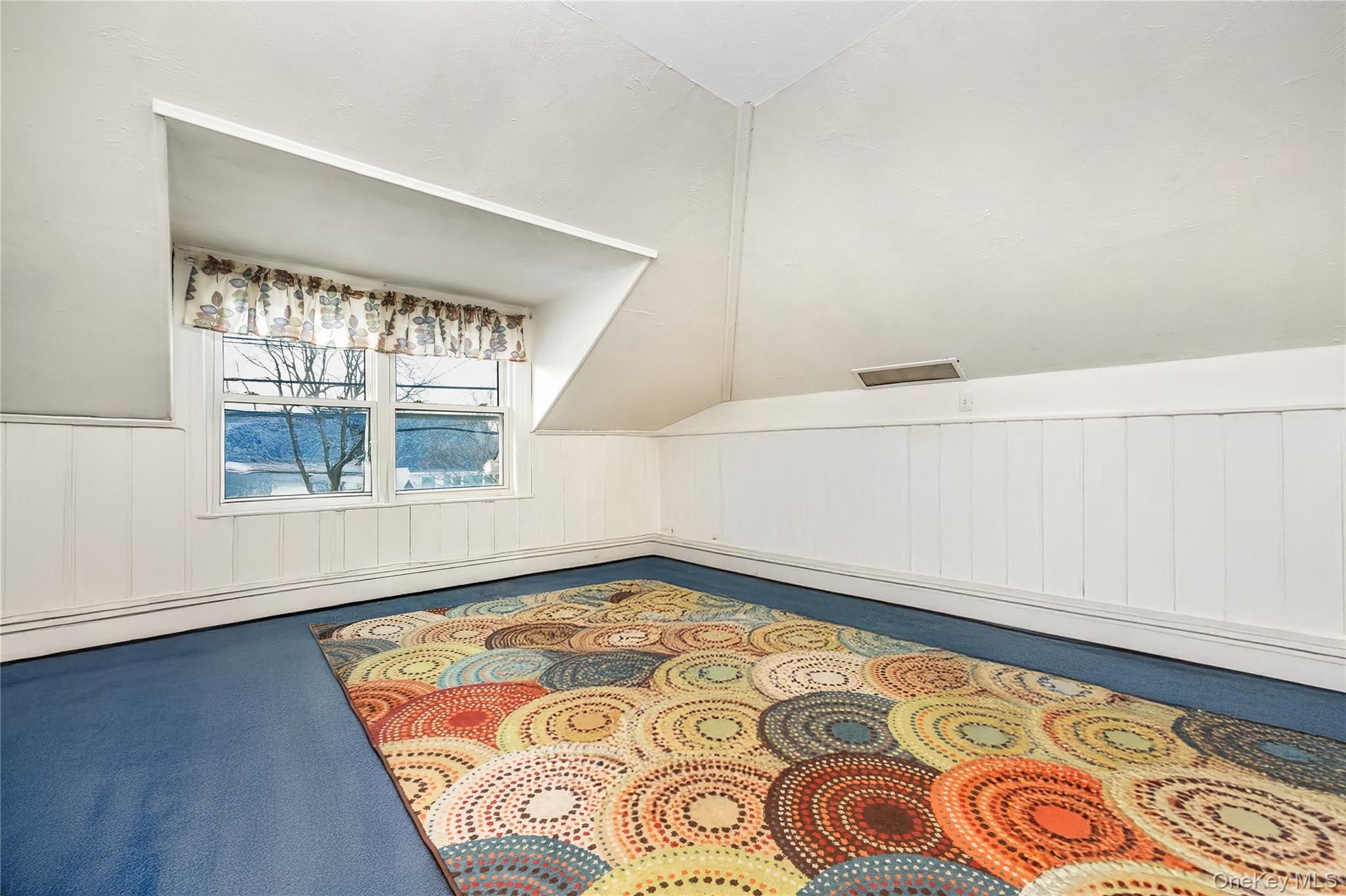 32 Sunset Avenue, Farmingdale, NY 11735