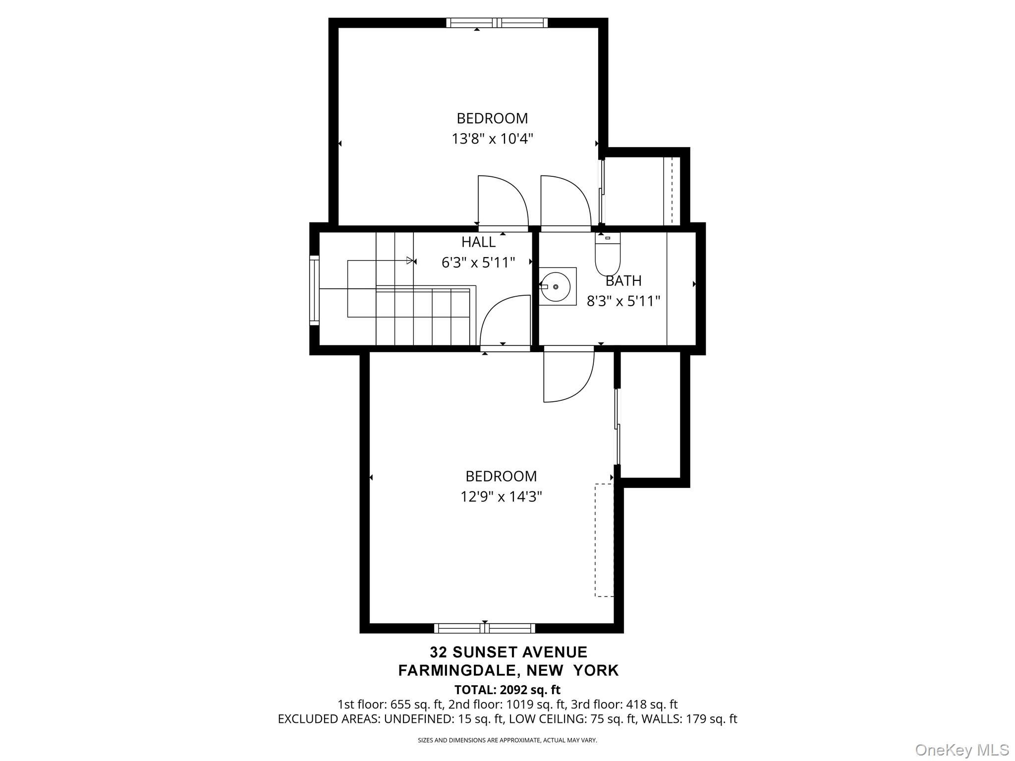 32 Sunset Avenue, Farmingdale, NY 11735