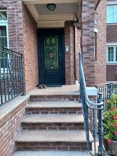 127-22 Kew Gardens Road, Kew Gardens, NY 11415