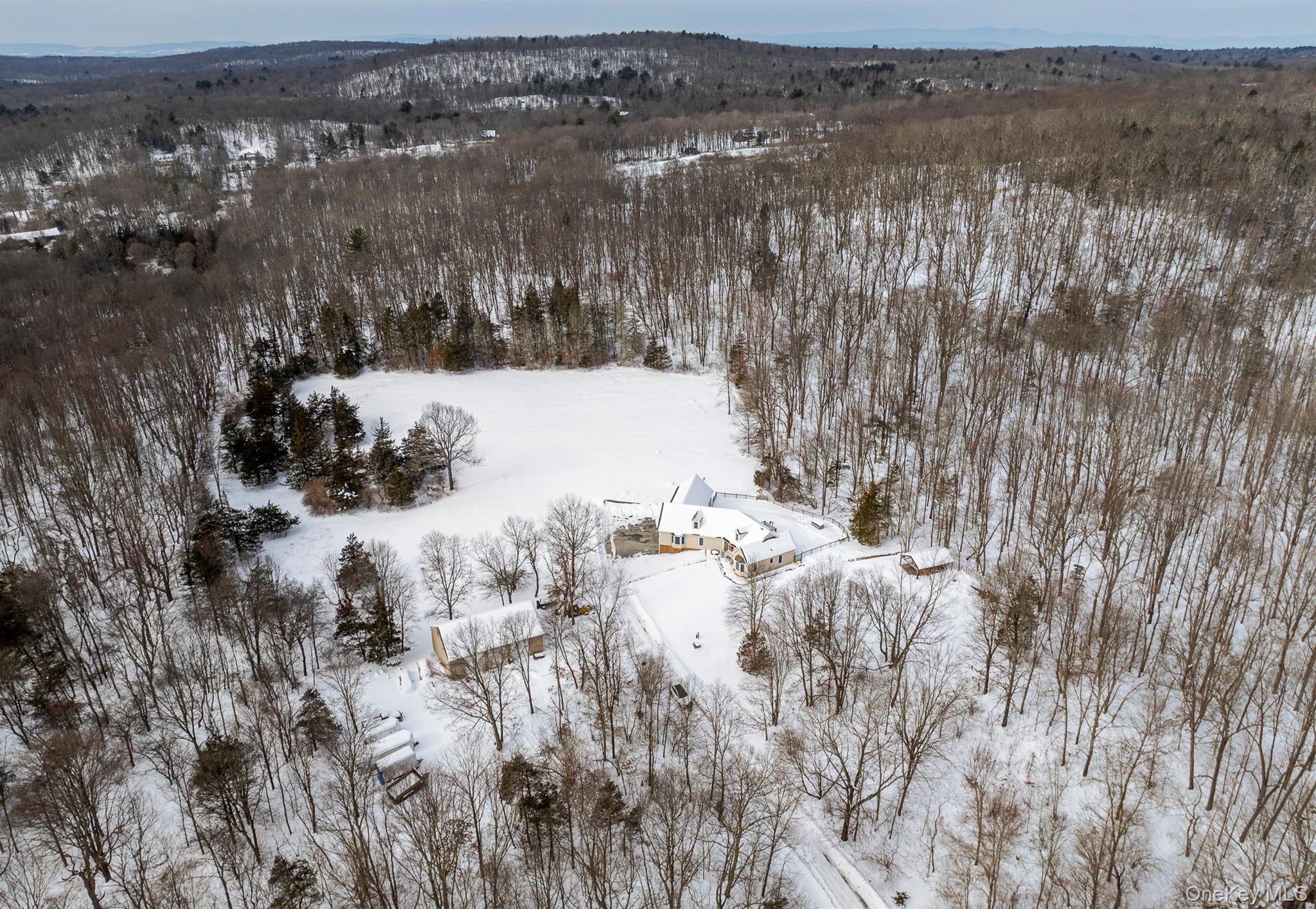 35 Appaloosa Lane, Millbrook, NY 12545