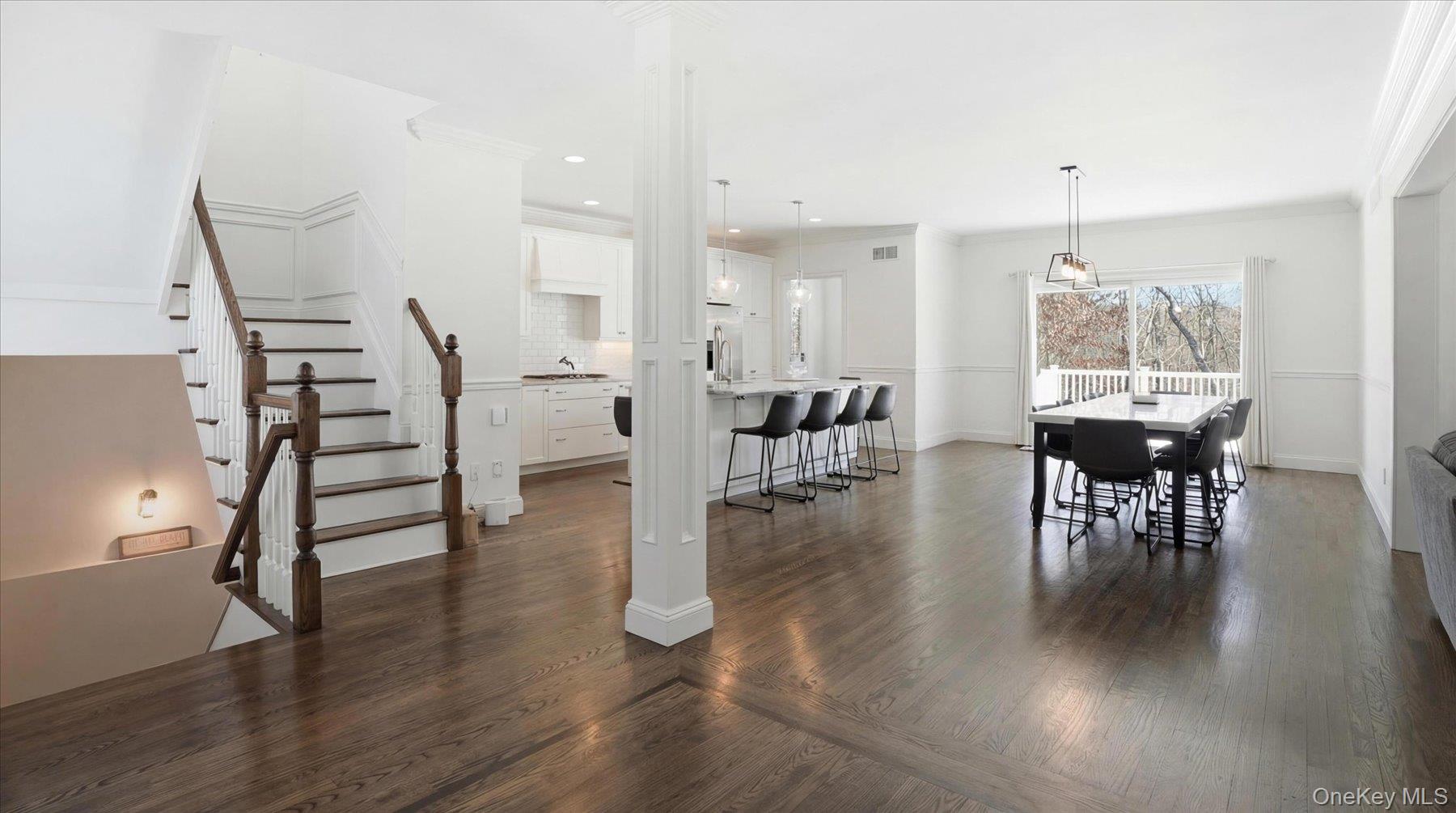 27 Jeffrey Lane, Westhampton Beach, NY 11978