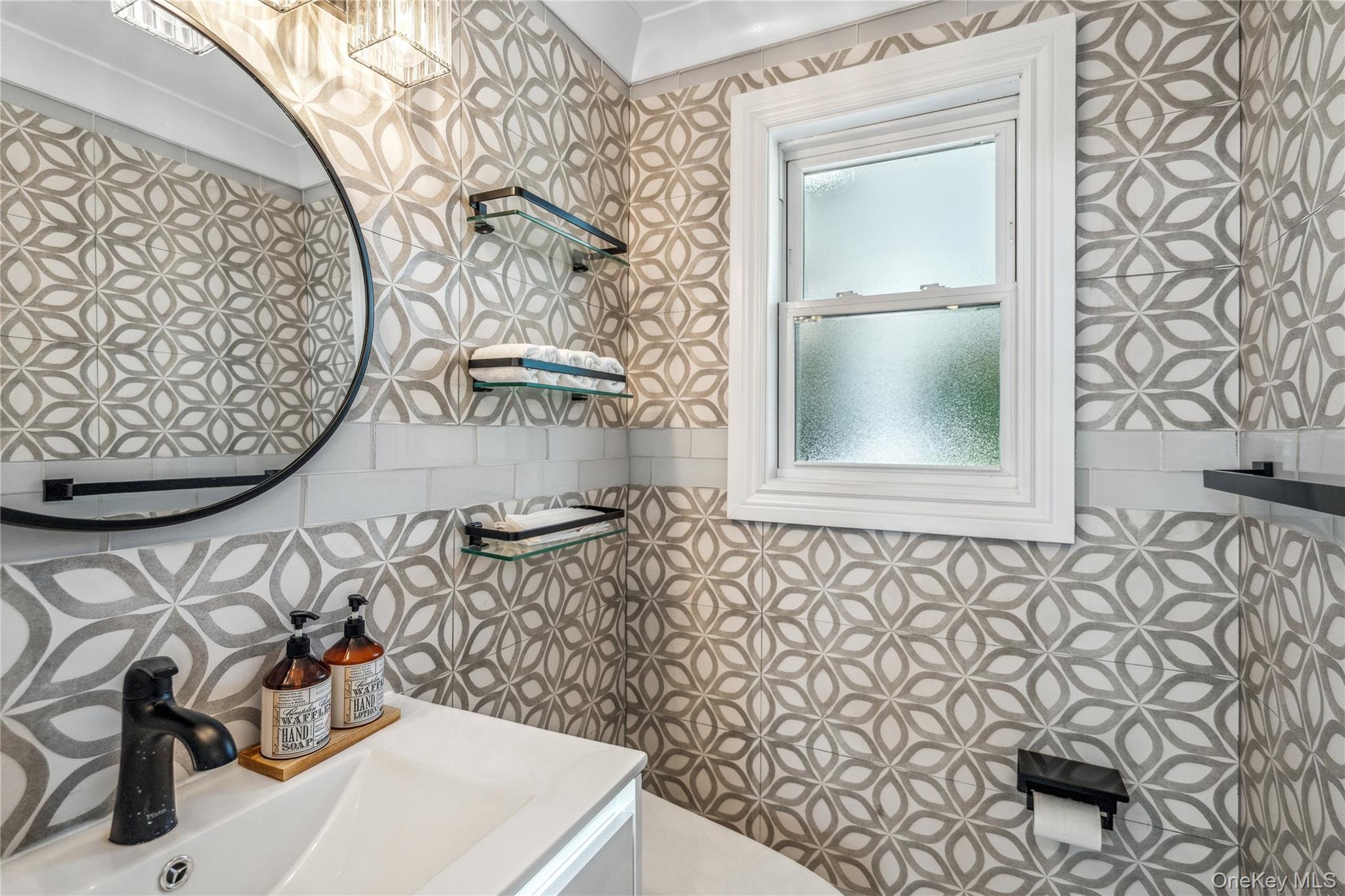 11 Gallatin Drive, Dix Hills, NY 11746