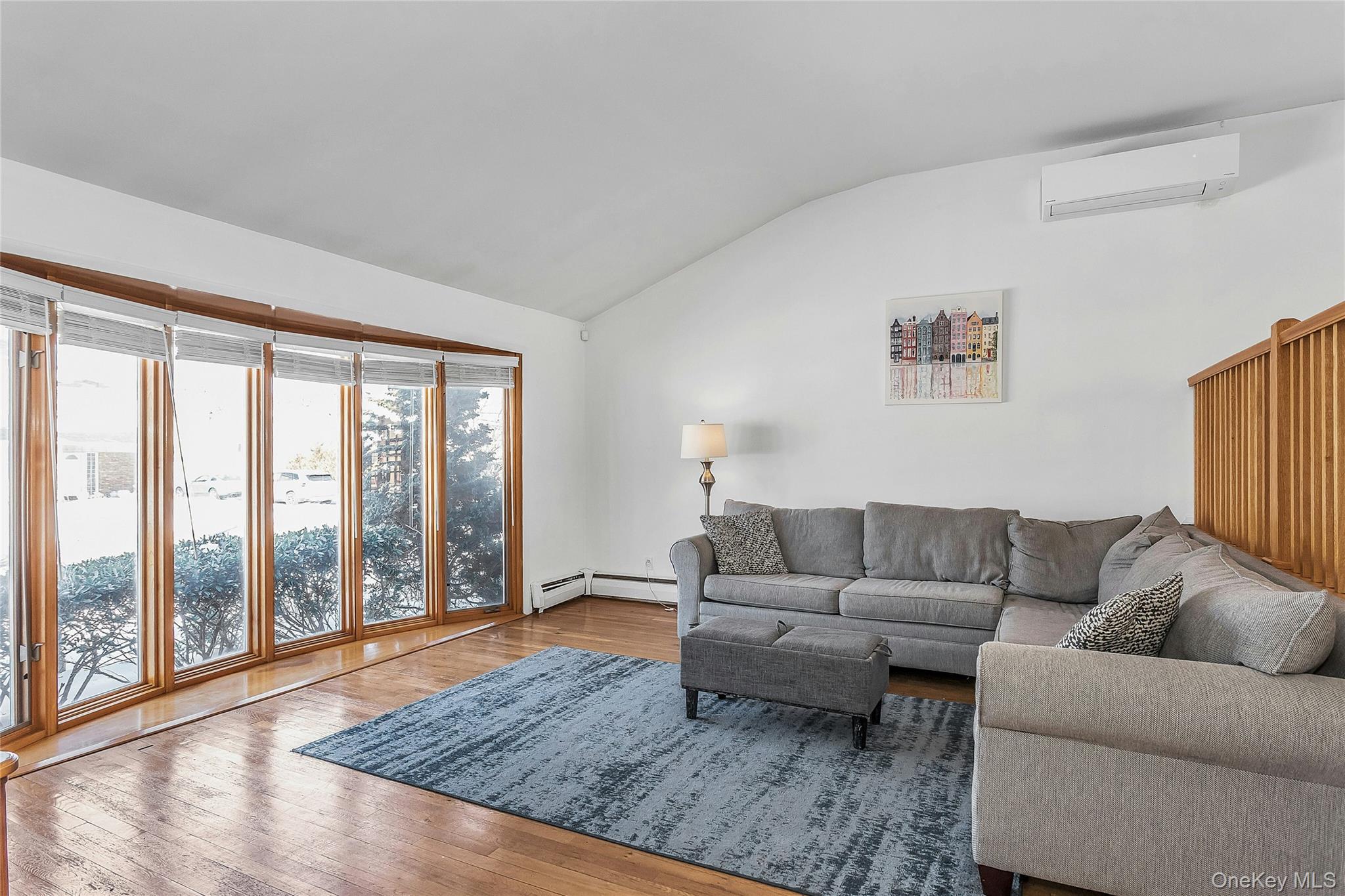 2066 Holland Way, Merrick, NY 11566