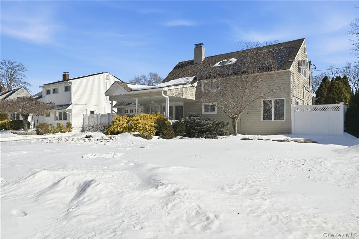 29 Disc Lane, Wantagh, NY 11793