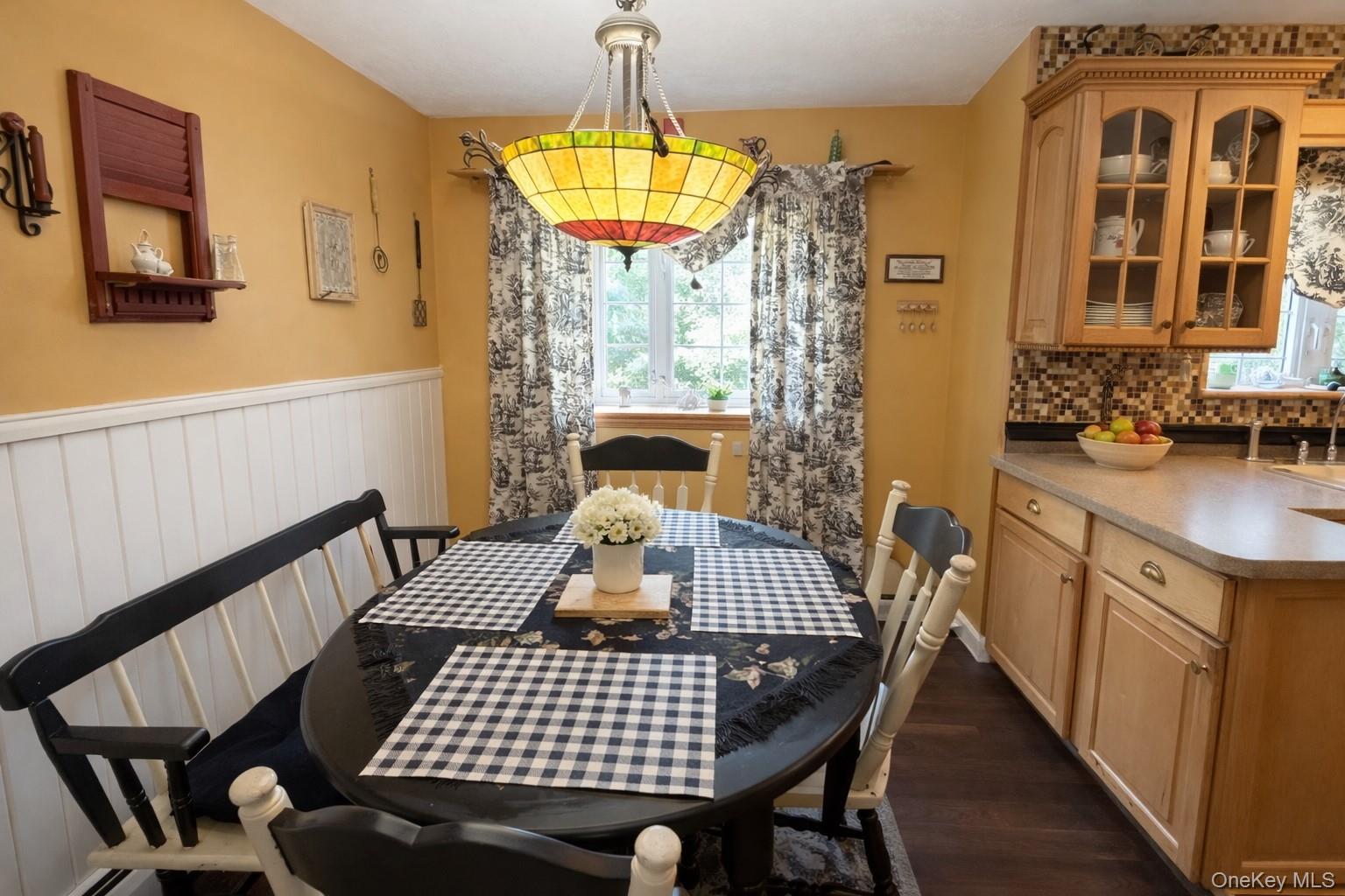 15 Palm Street, Selden, NY 11784