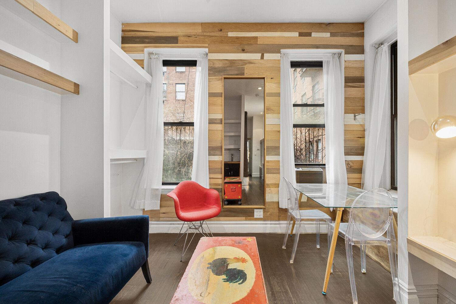 212 E 13TH Street # APT1C, New York (Manhattan), NY 10003