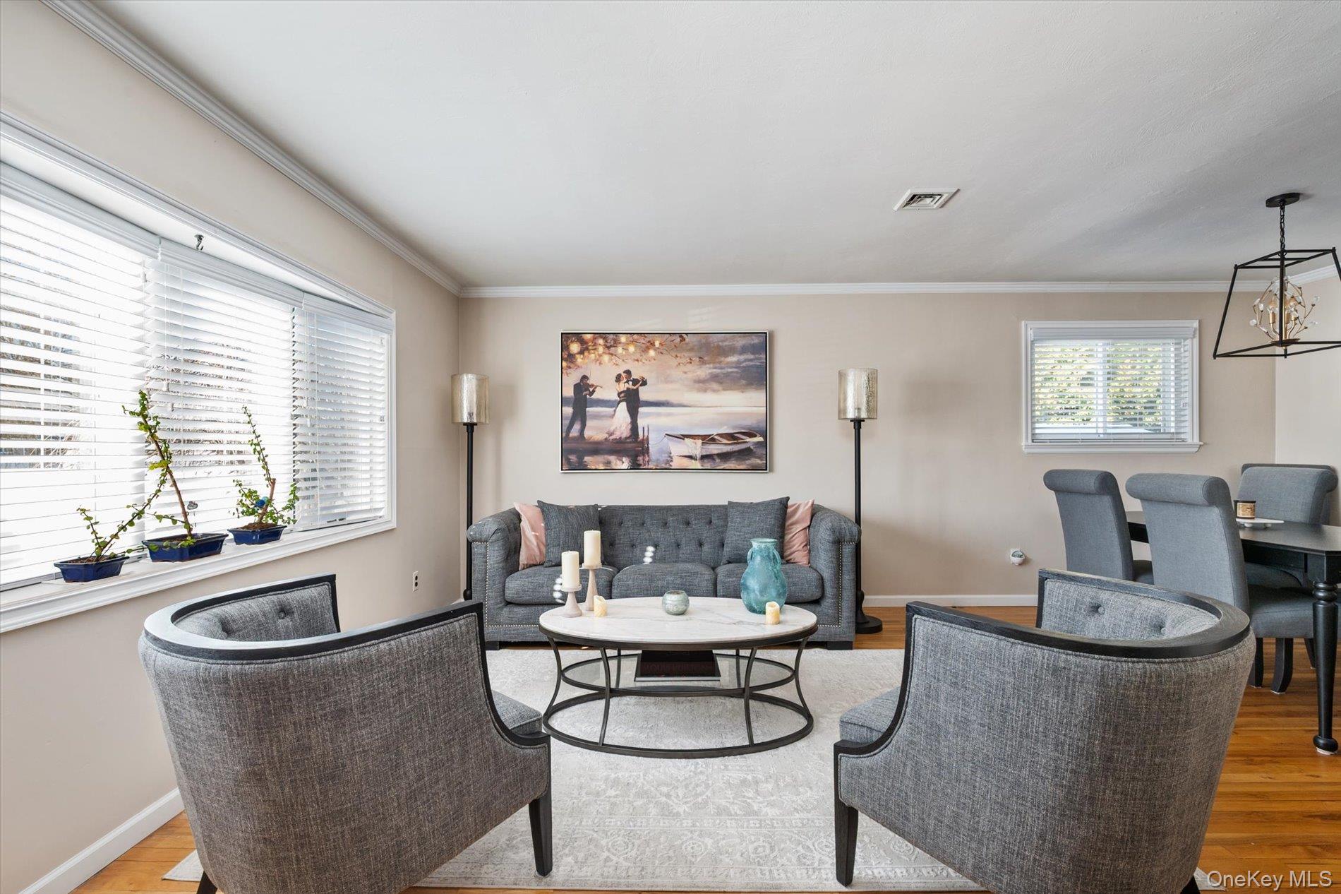 249 Hampton Road, West Babylon, NY 11704