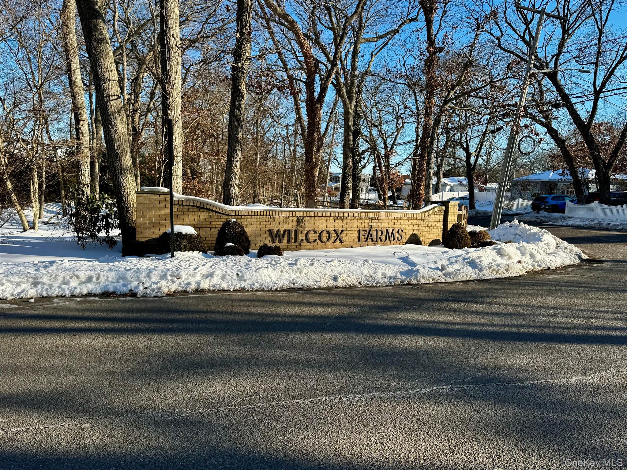 5 Holly Court, Center Moriches, NY 11934