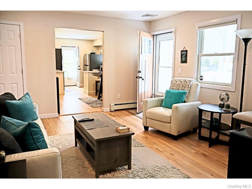 38 Woodridge Road, Hampton Bays, NY 11946