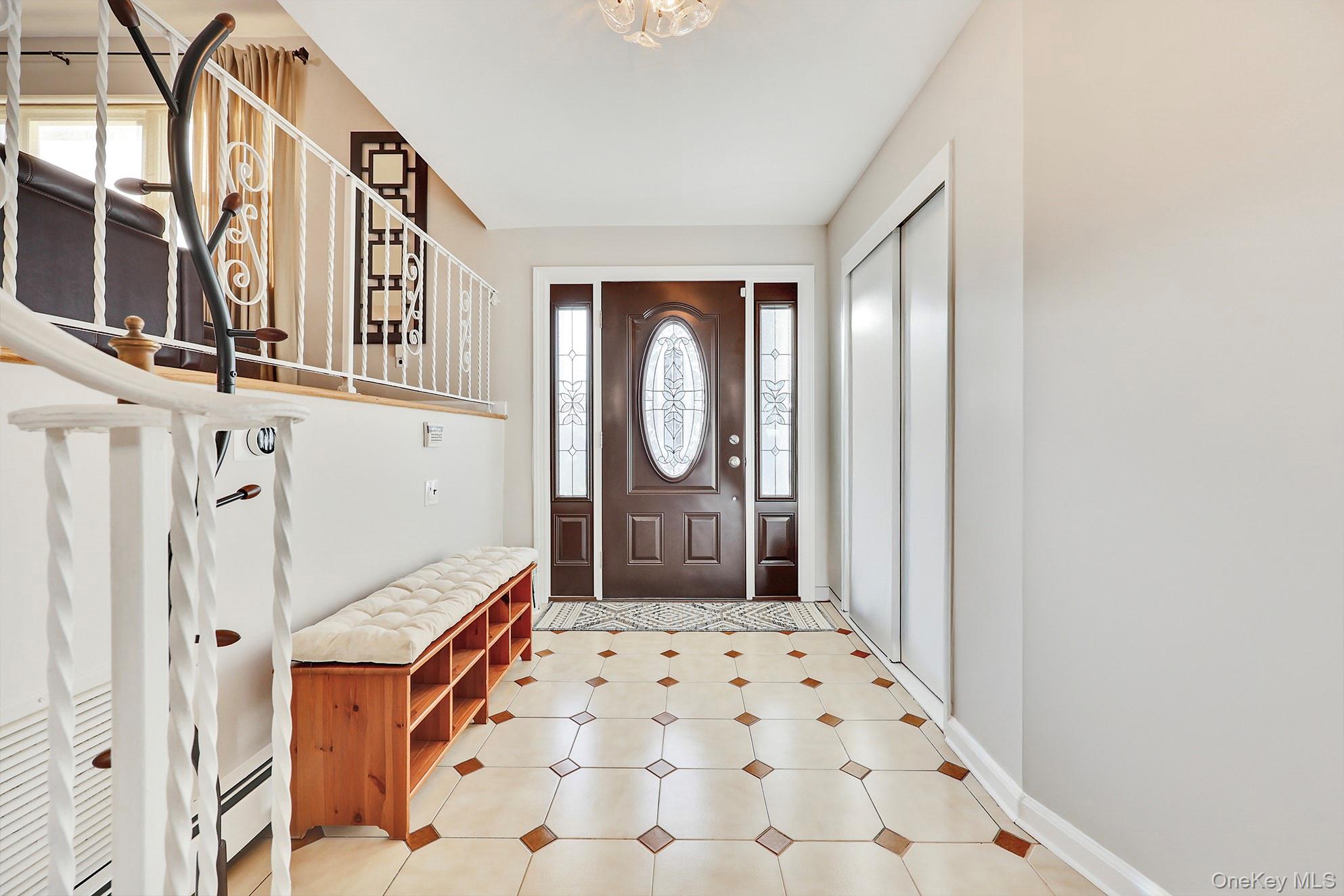 15 Lafayette Drive, Woodmere, NY 11598