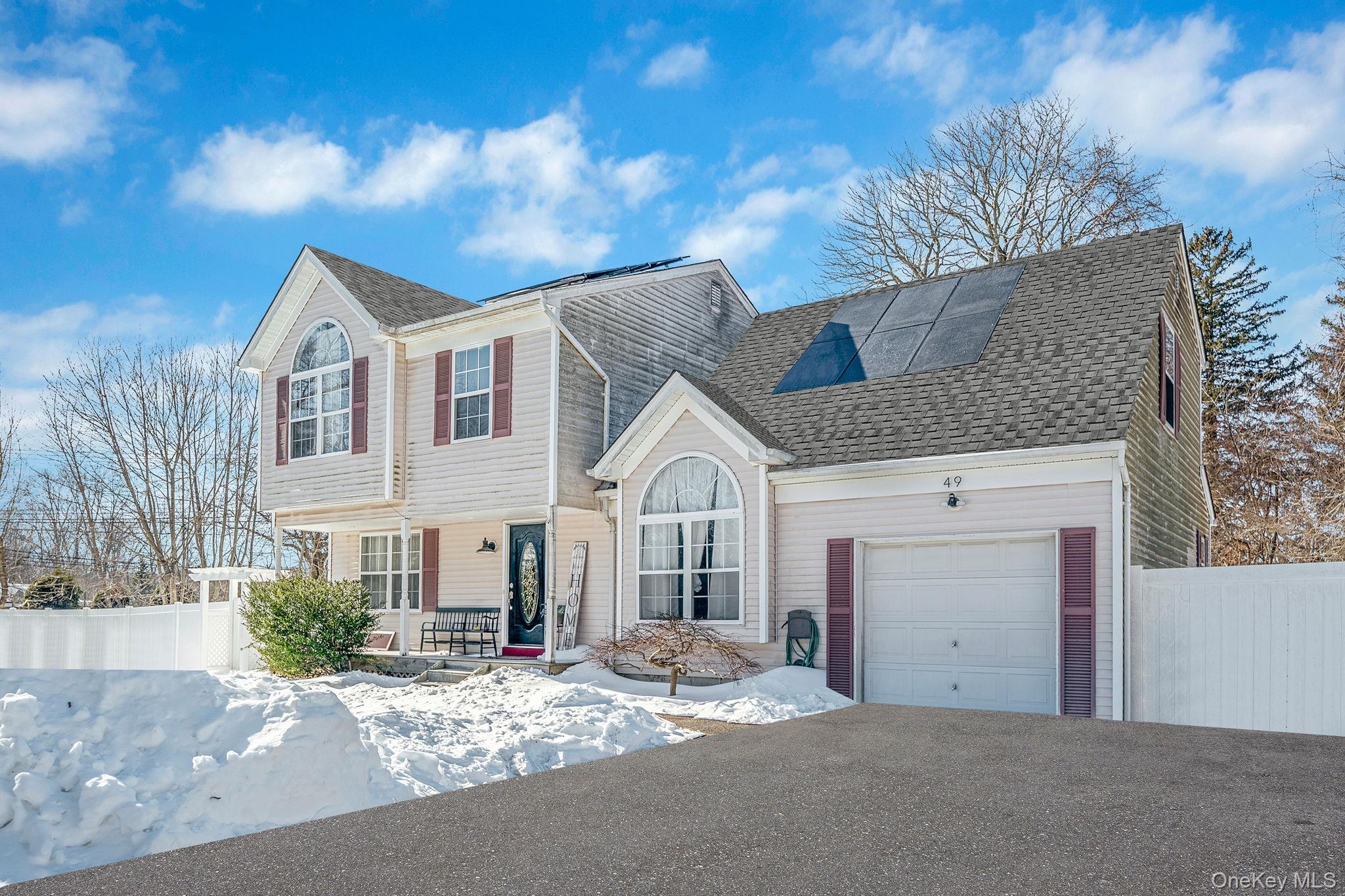 49 Flamingo Road, Rocky Point, NY 11778