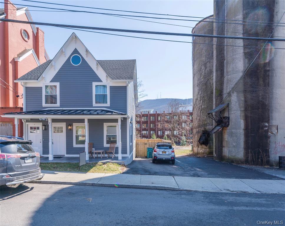 2 Tioronda, Beacon, NY 12508