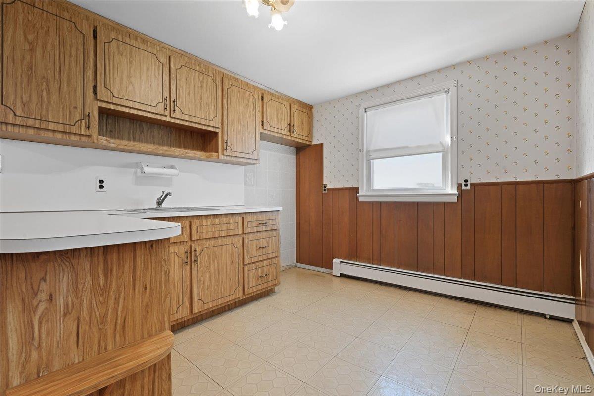 26 Terrace Avenue, Floral Park, NY 11001