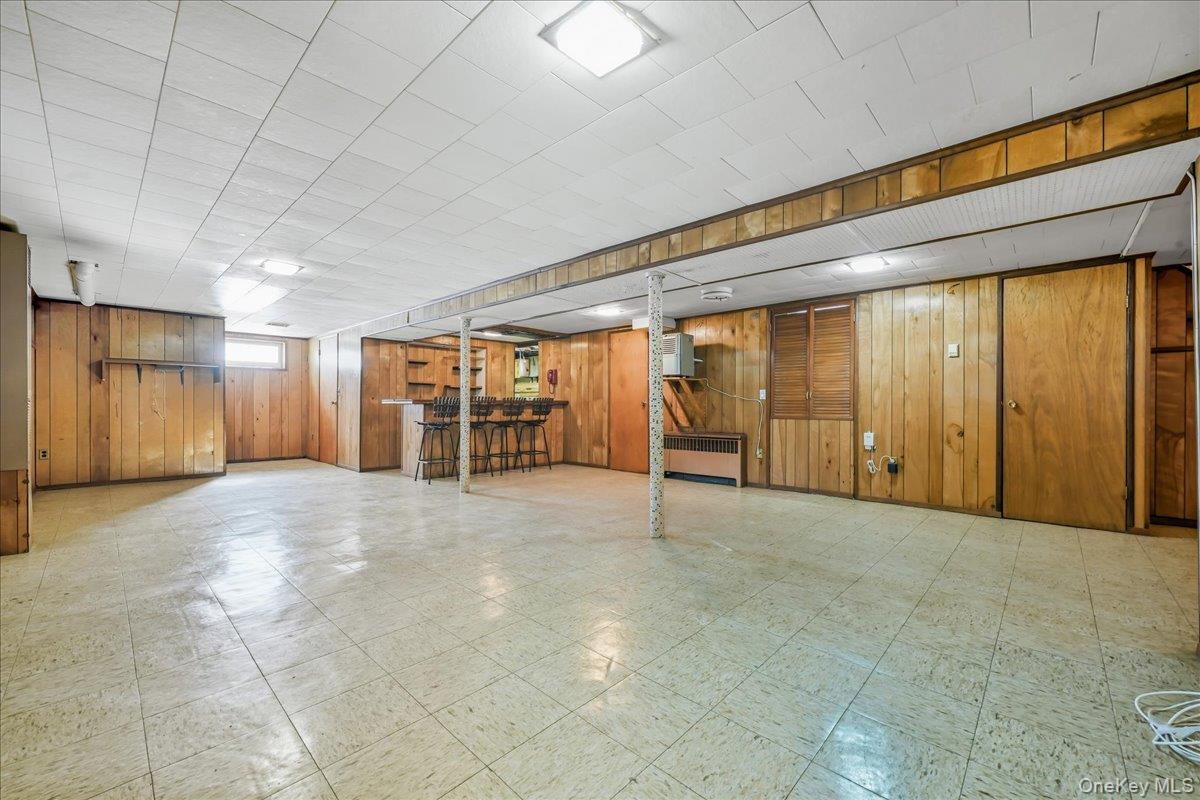 26 Terrace Avenue, Floral Park, NY 11001