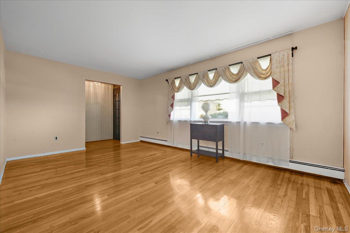 26 Terrace Avenue, Floral Park, NY 11001