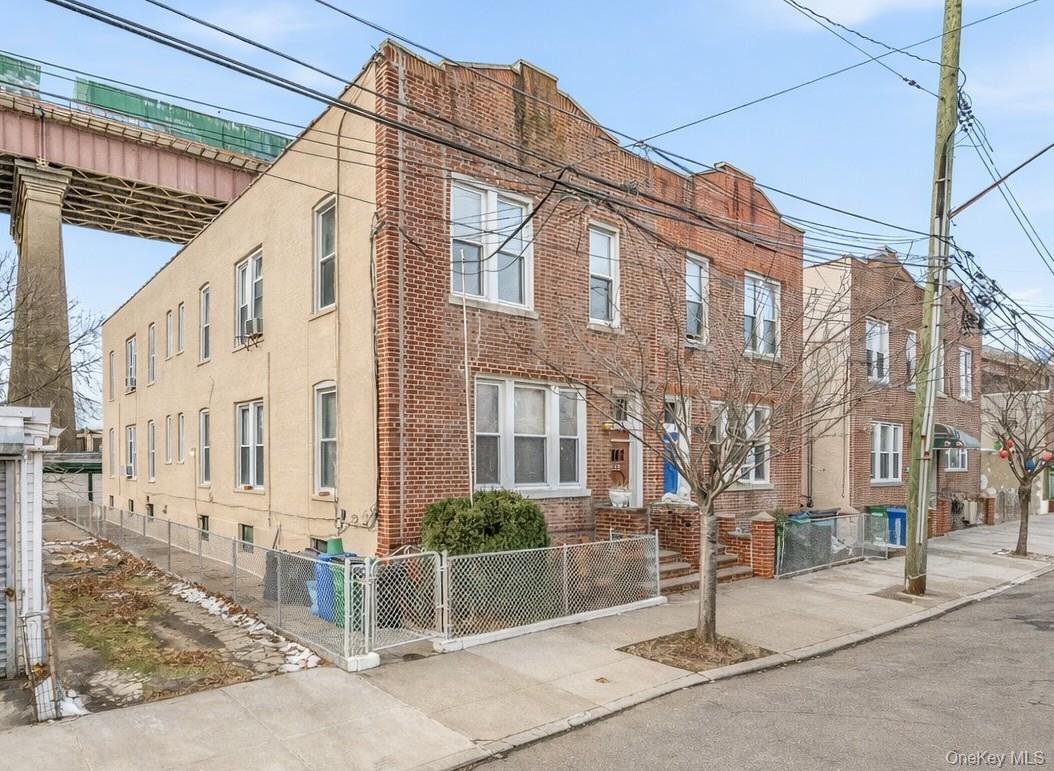 2120 22nd Road, Astoria, NY 11105