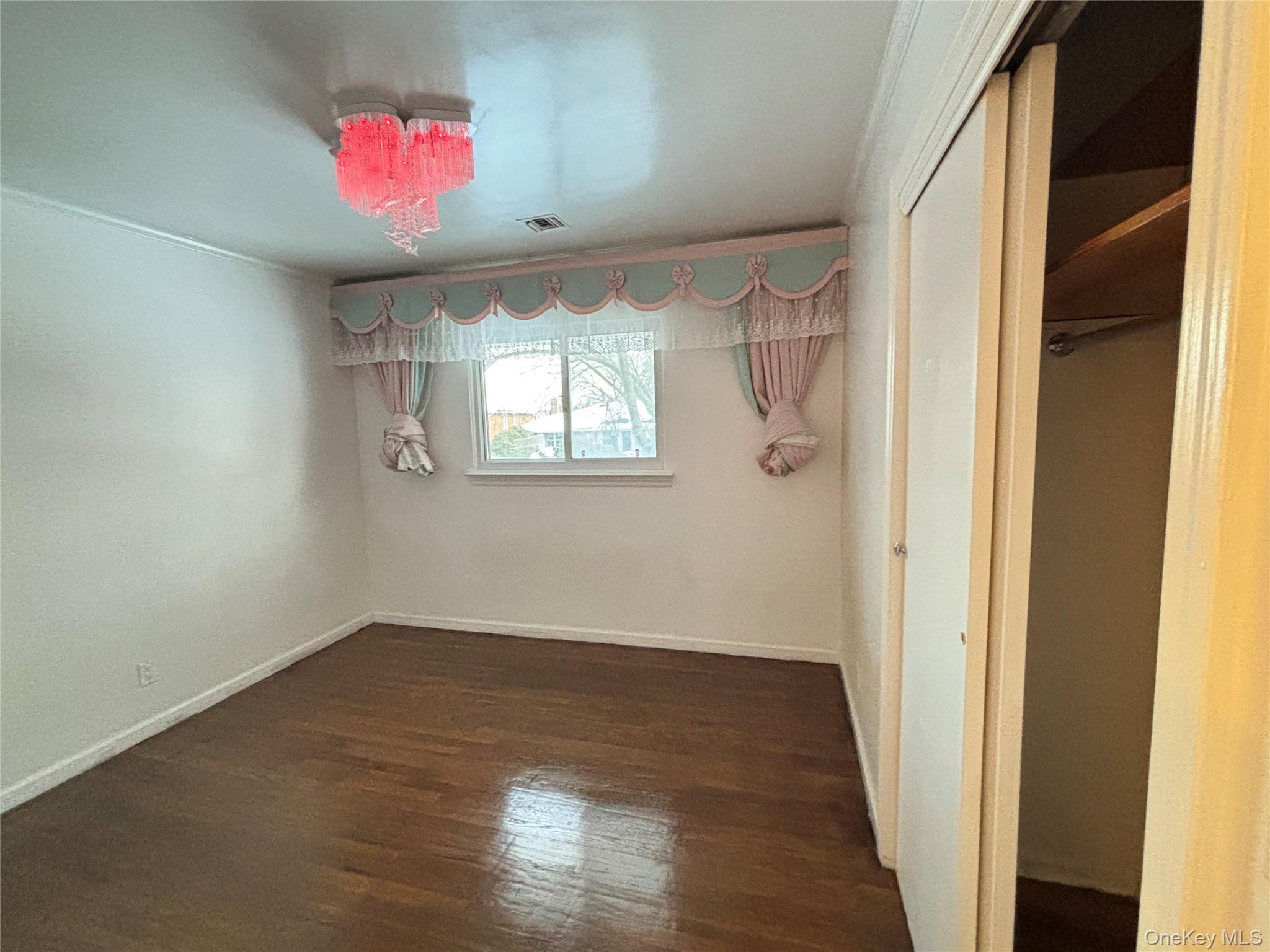 105 Seaman Road, Jericho, NY 11753