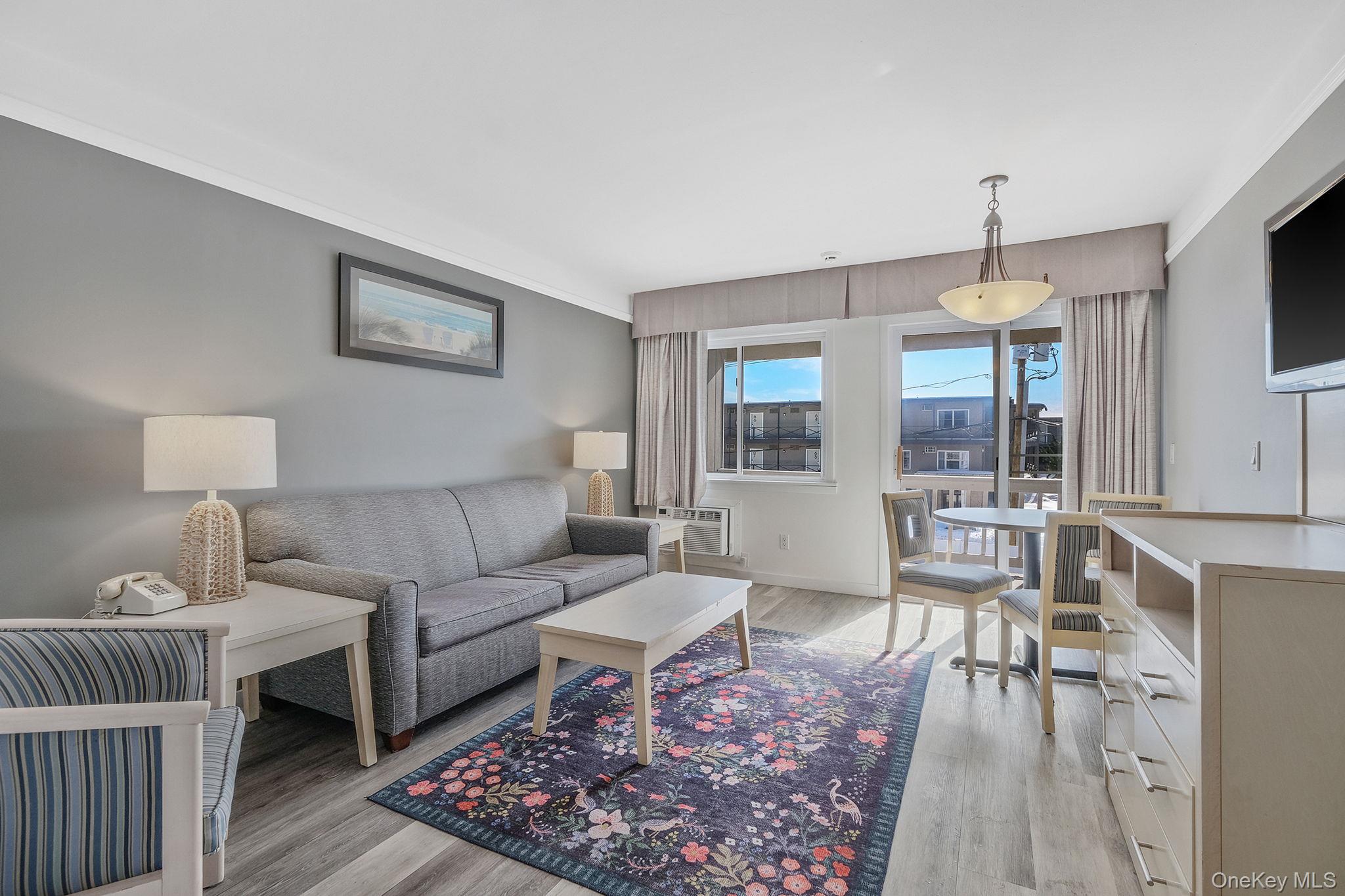 131 S Emerson Avenue # 216, Montauk, NY 11954