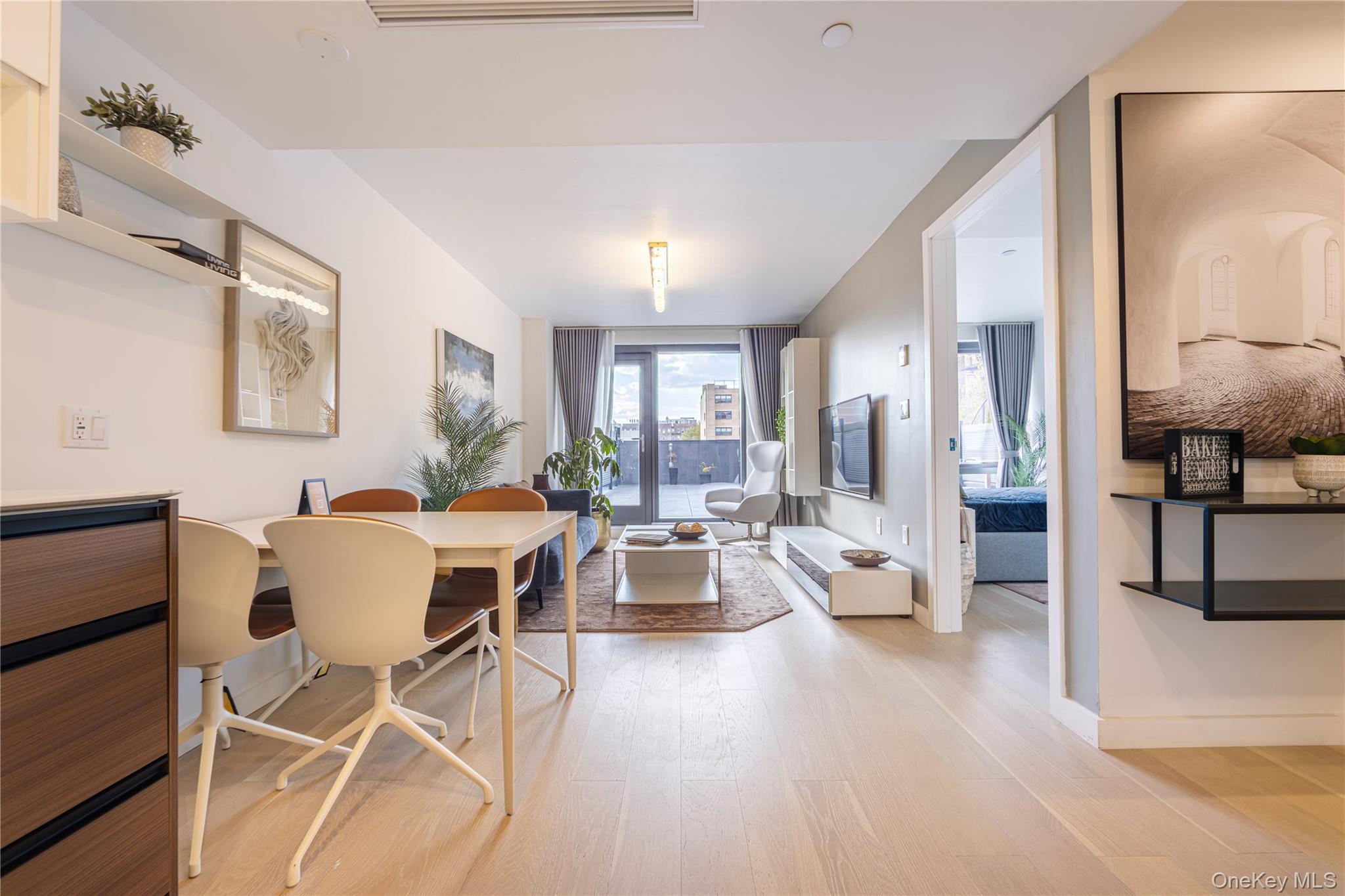 14449 Northern Boulevard # 413, Flushing, NY 11354