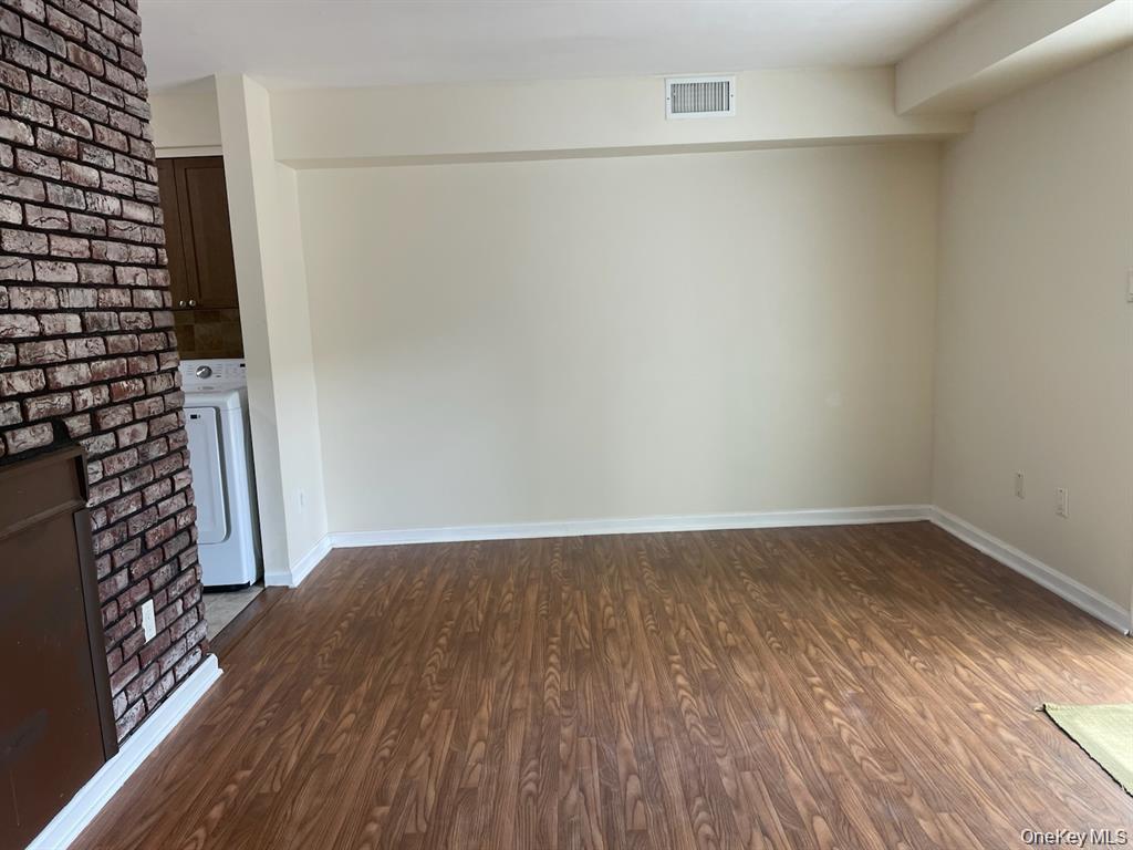 95 Hill Court, Calverton, NY 11933