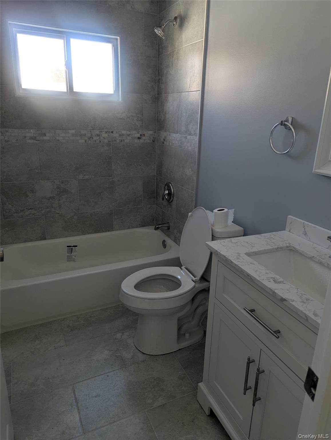 1550 N Gardiner Drive, Bay Shore, NY 11706