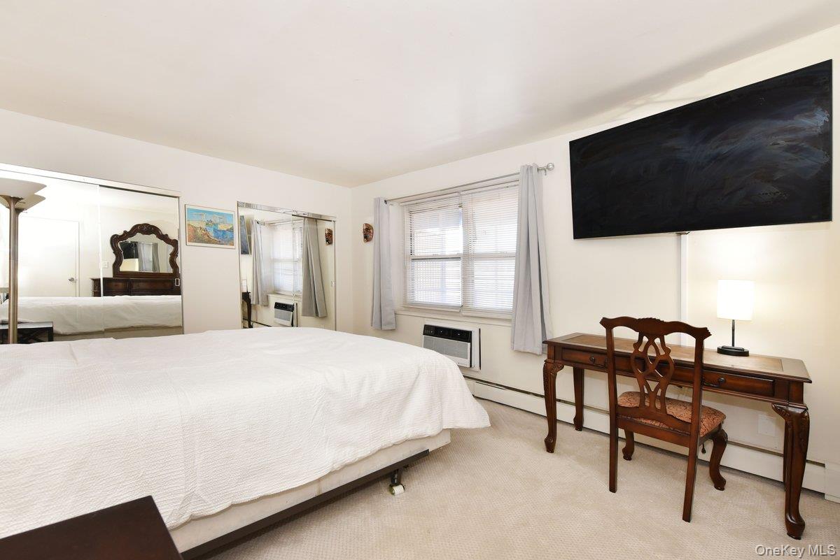 101 Lincoln Avenue # 3R, Mineola, NY 11501