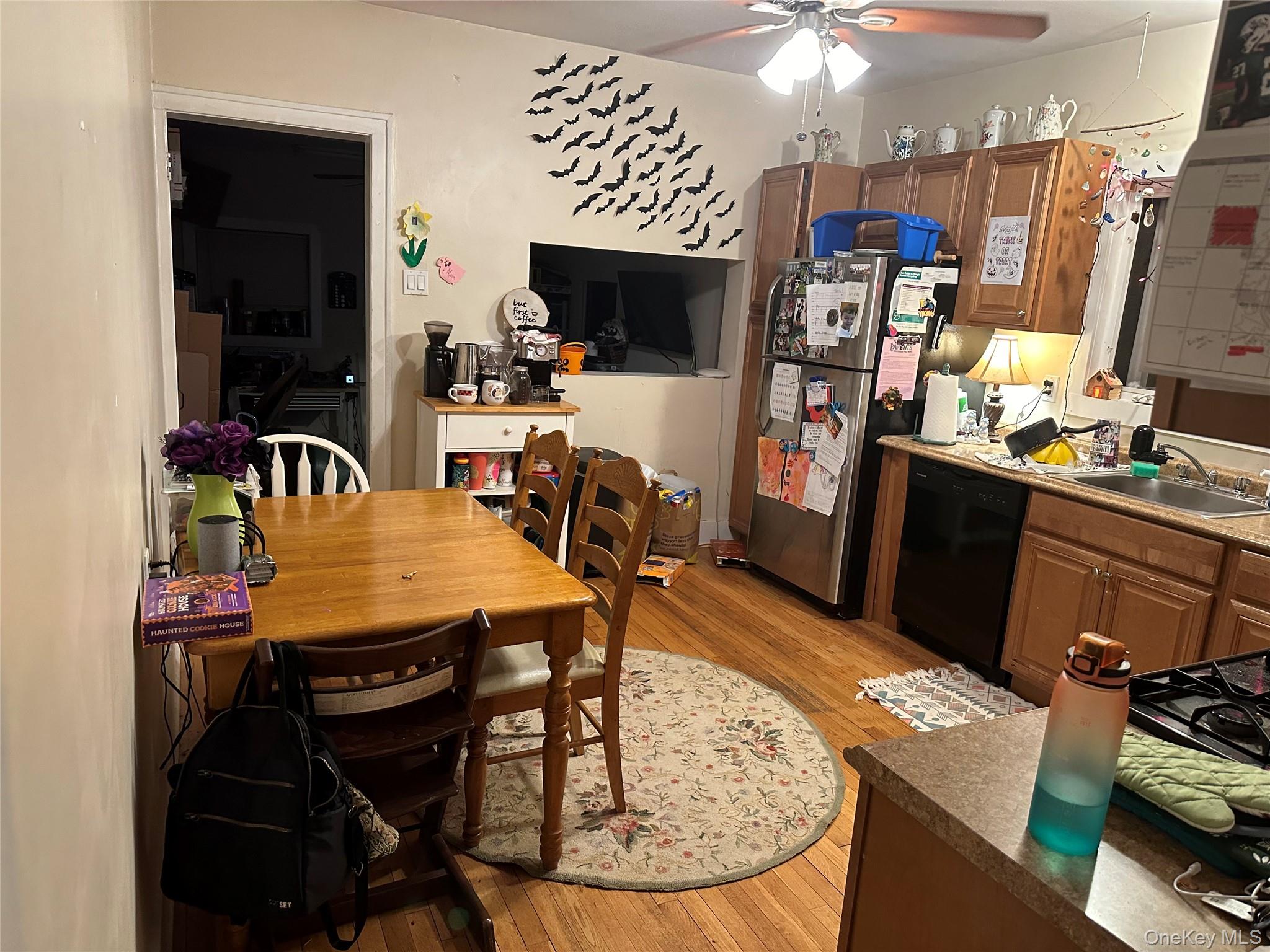 19 6th Street, Bayville, NY 11709