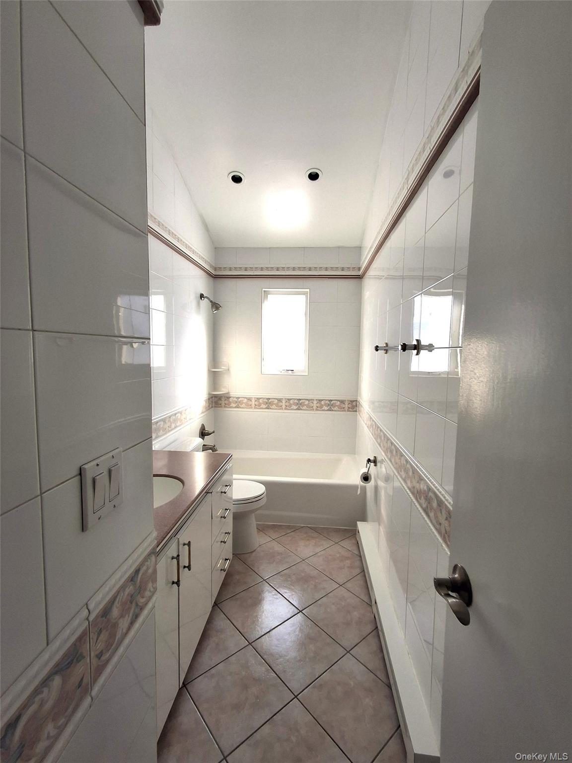 342 Everard Street, Dix Hills, NY 11746