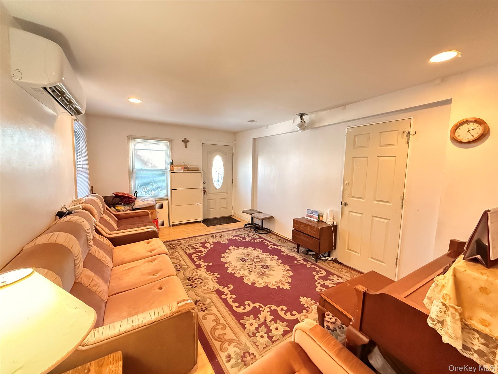 24580 61st Avenue, Little Neck, NY 11362