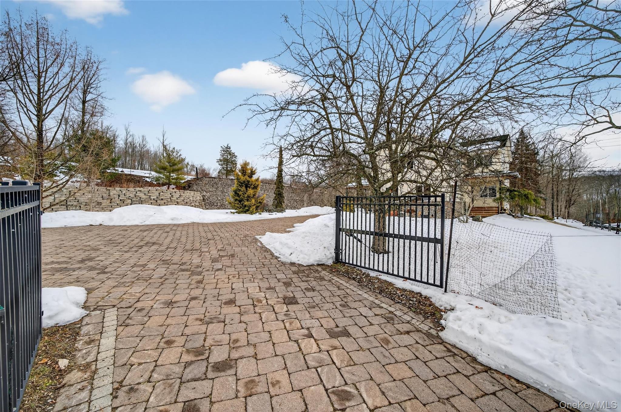 558 Pine Hill Road, Chester, NY 10918