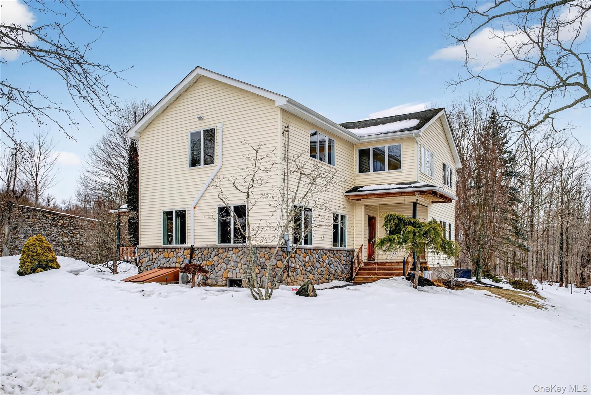 558 Pine Hill Road, Chester, NY 10918