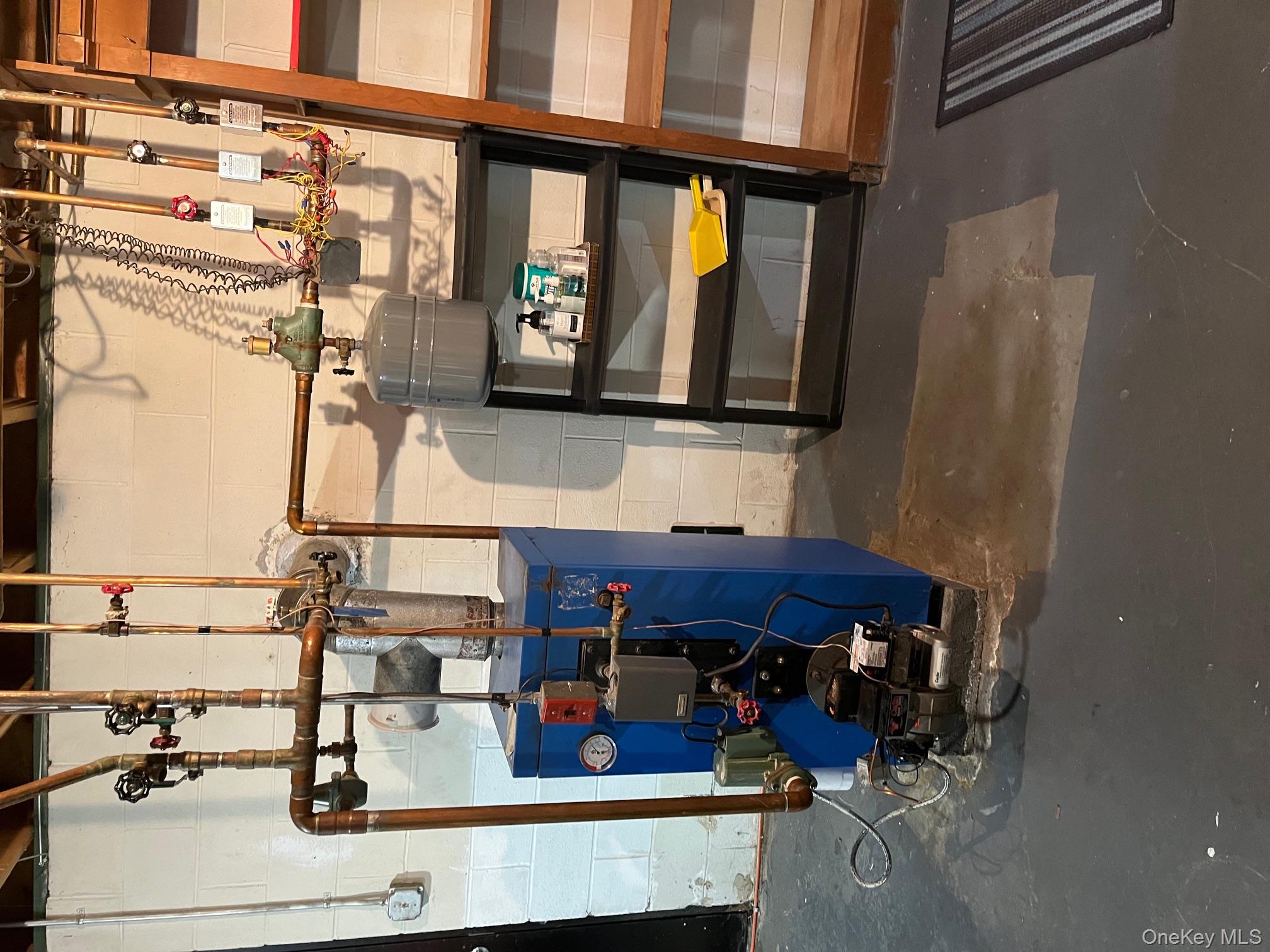 1130 Mountain View Court, Kingston, NY 12401