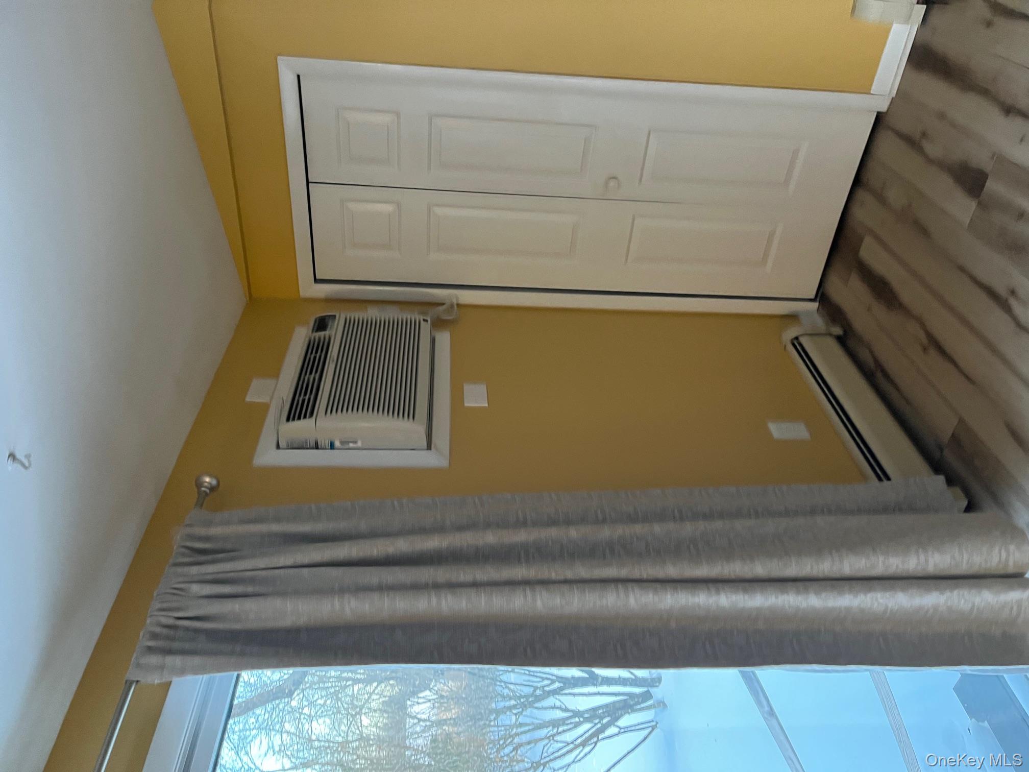 1130 Mountain View Court, Kingston, NY 12401