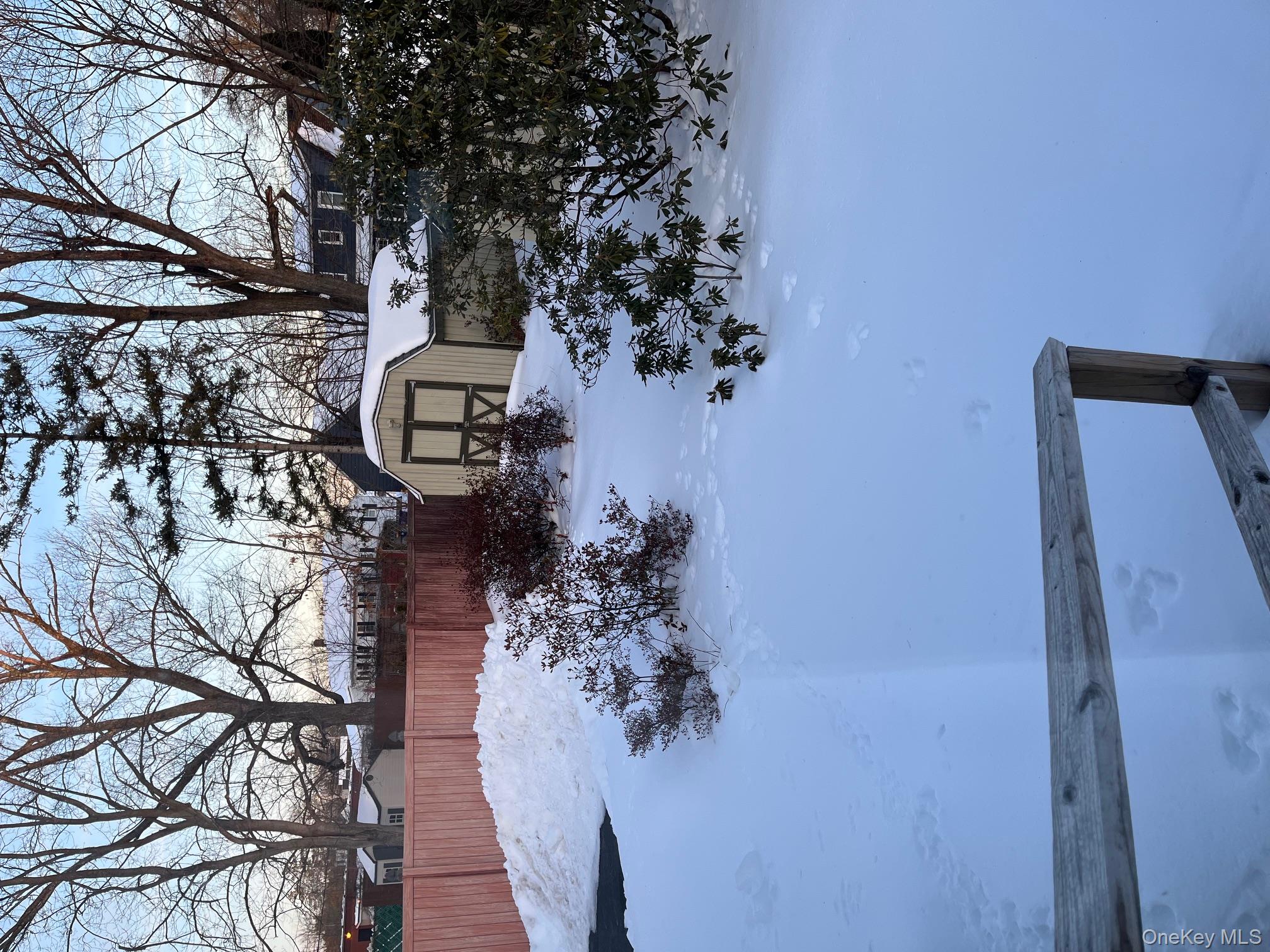 1011 Mountain View Court, Kingston, NY 12401