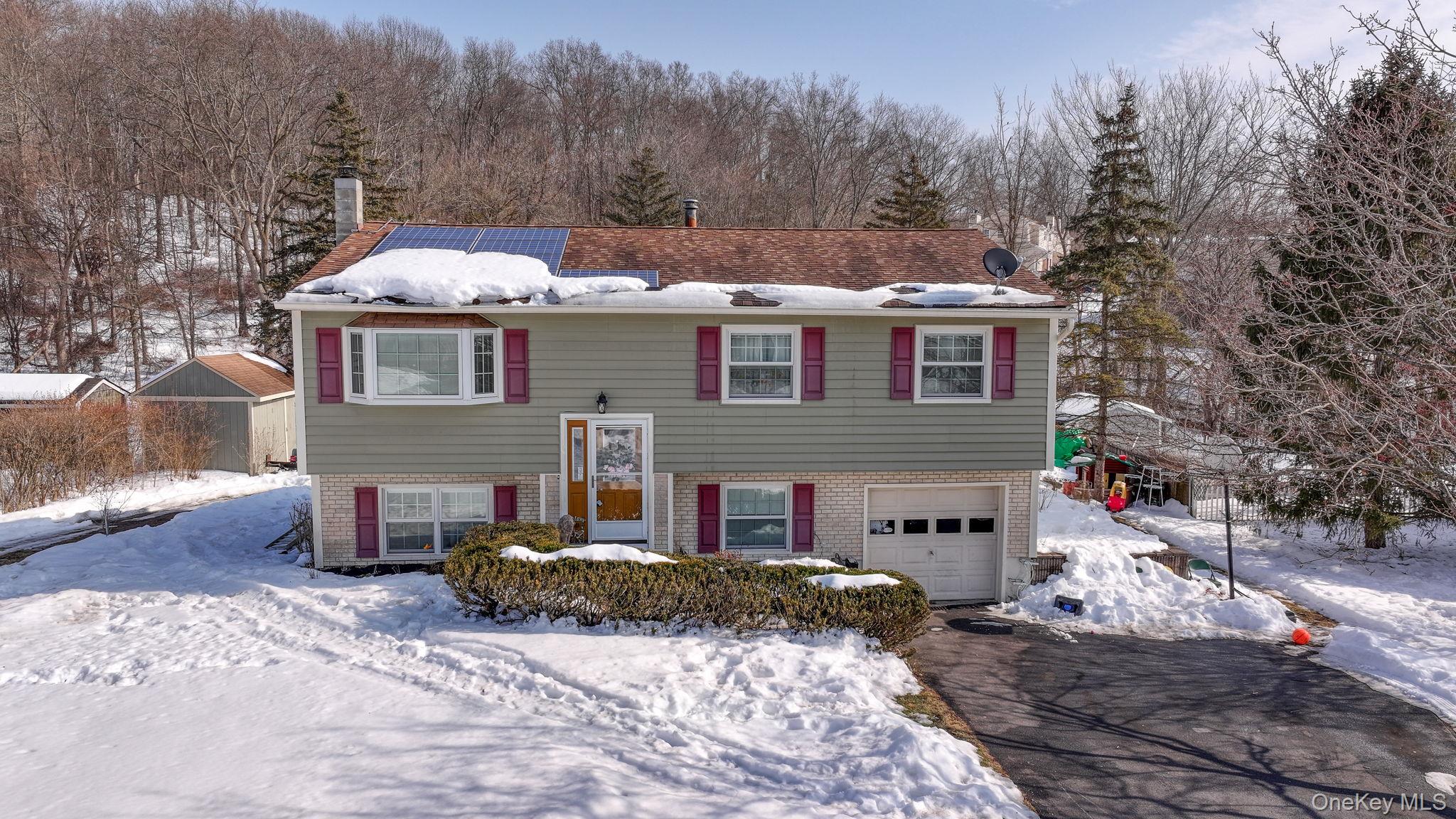 14 Capital Drive, Washingtonville, NY 10992