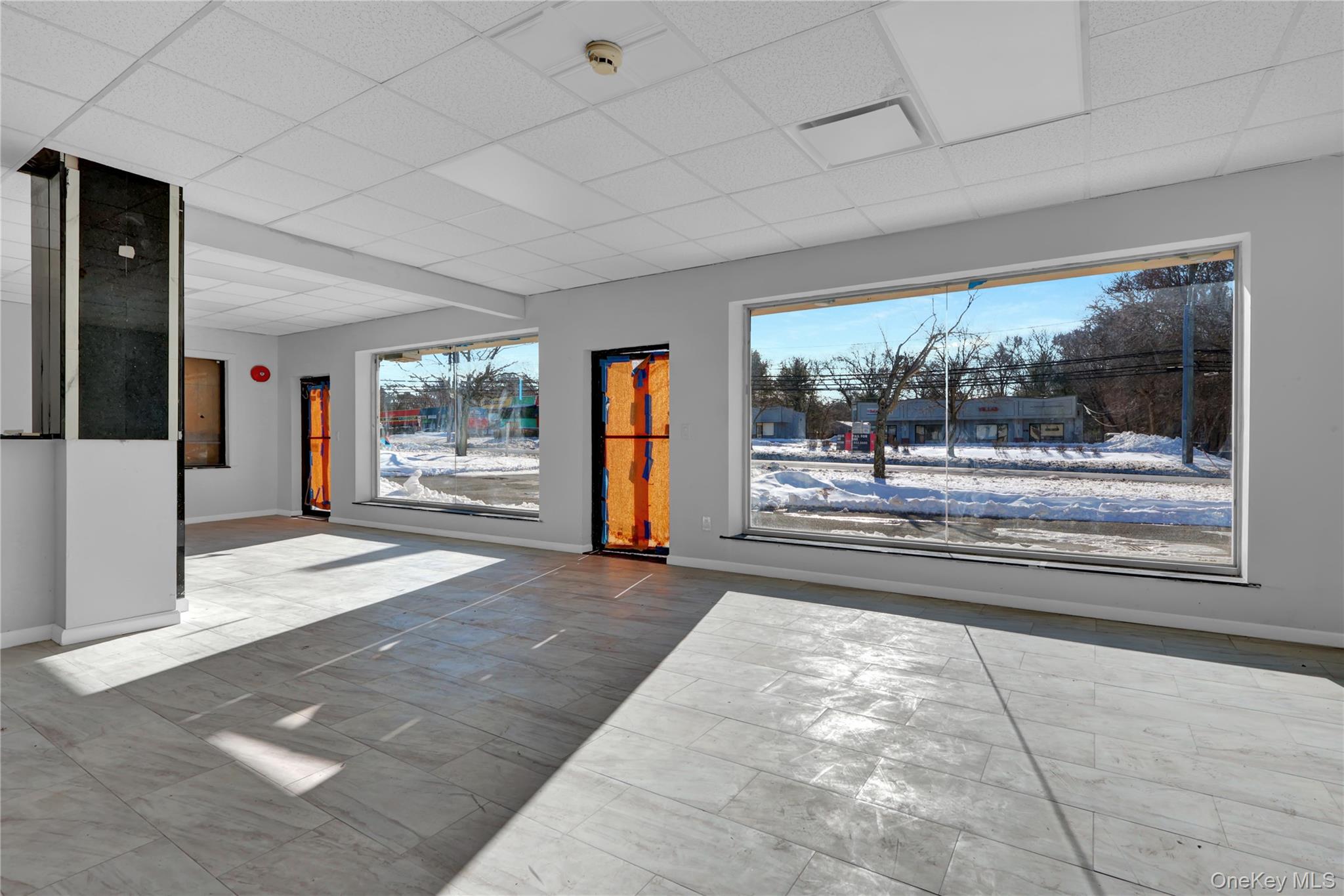 31 Middle Country Road, Coram, NY 11727