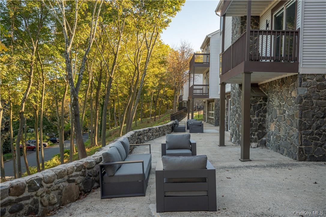 8-12 S Boulevard # 12-102, Nyack, NY 10960