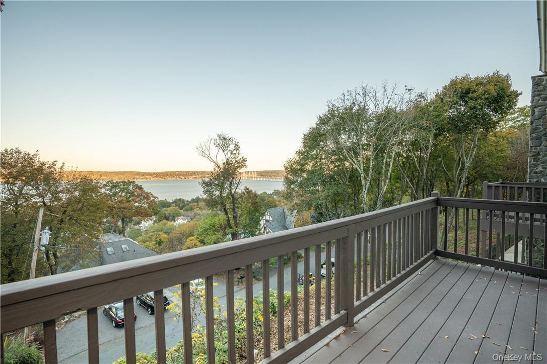 8-12 S Boulevard # 12-102, Nyack, NY 10960