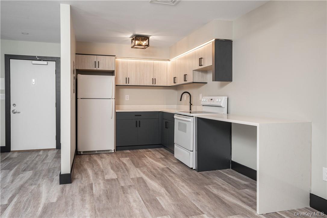 8-12 S Boulevard # 12-102, Nyack, NY 10960