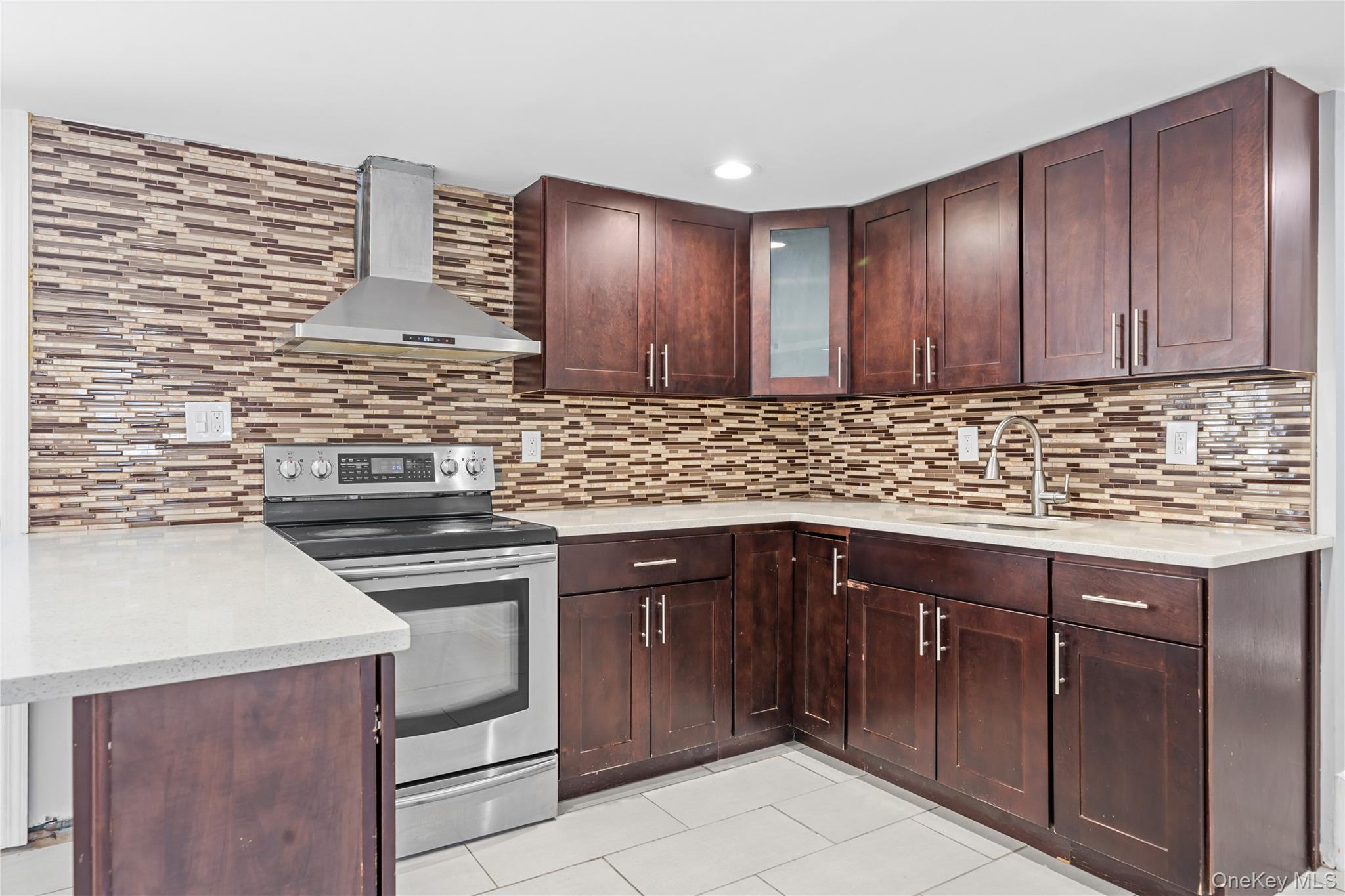 19 Scotchpine Drive, Islandia, NY 11749