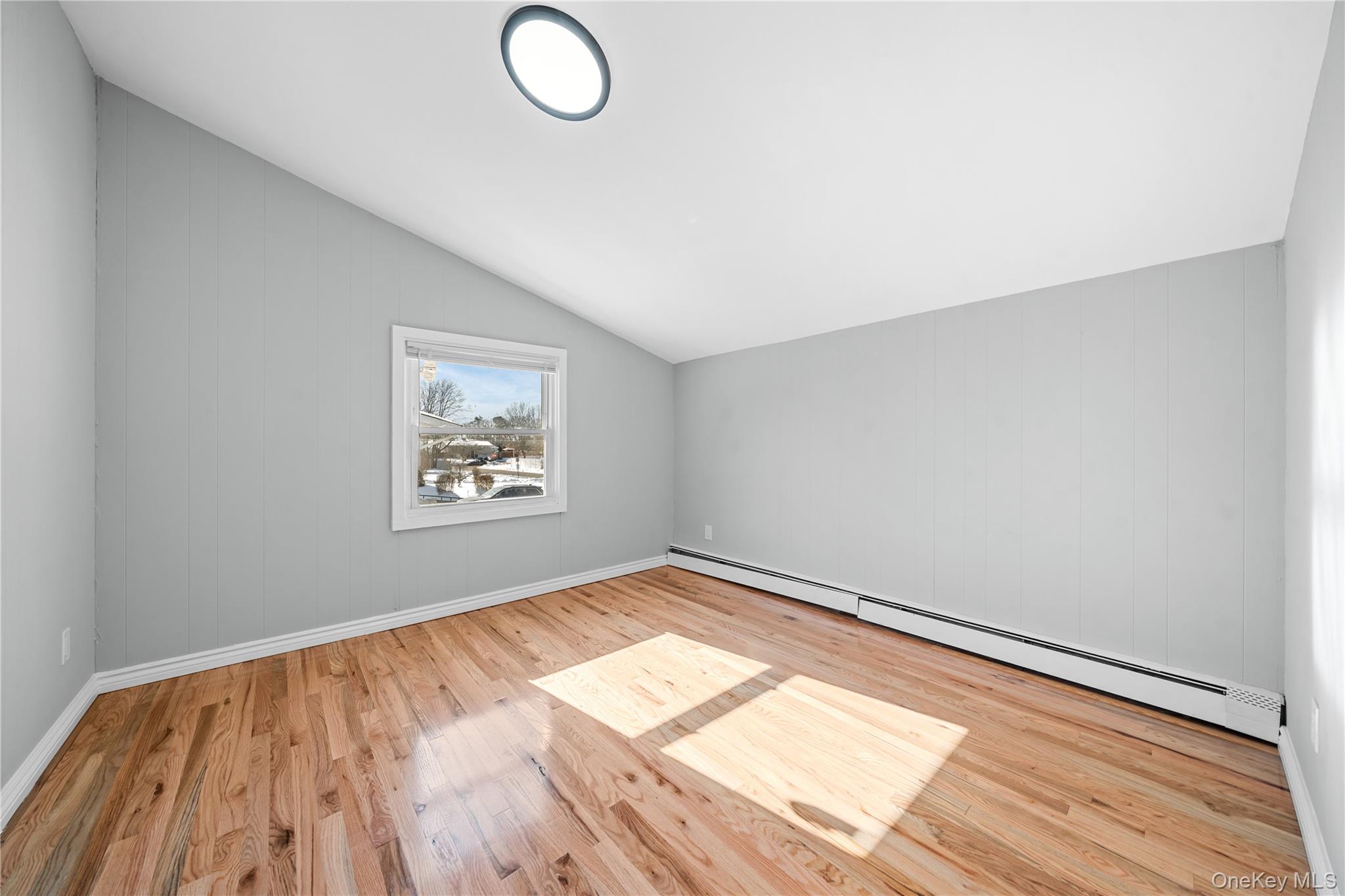 19 Scotchpine Drive, Islandia, NY 11749