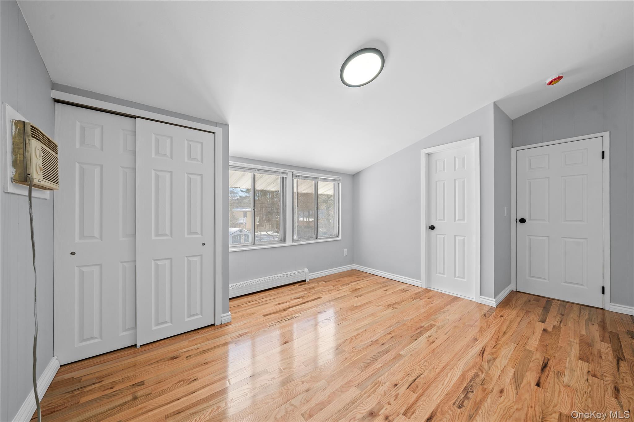 19 Scotchpine Drive, Islandia, NY 11749