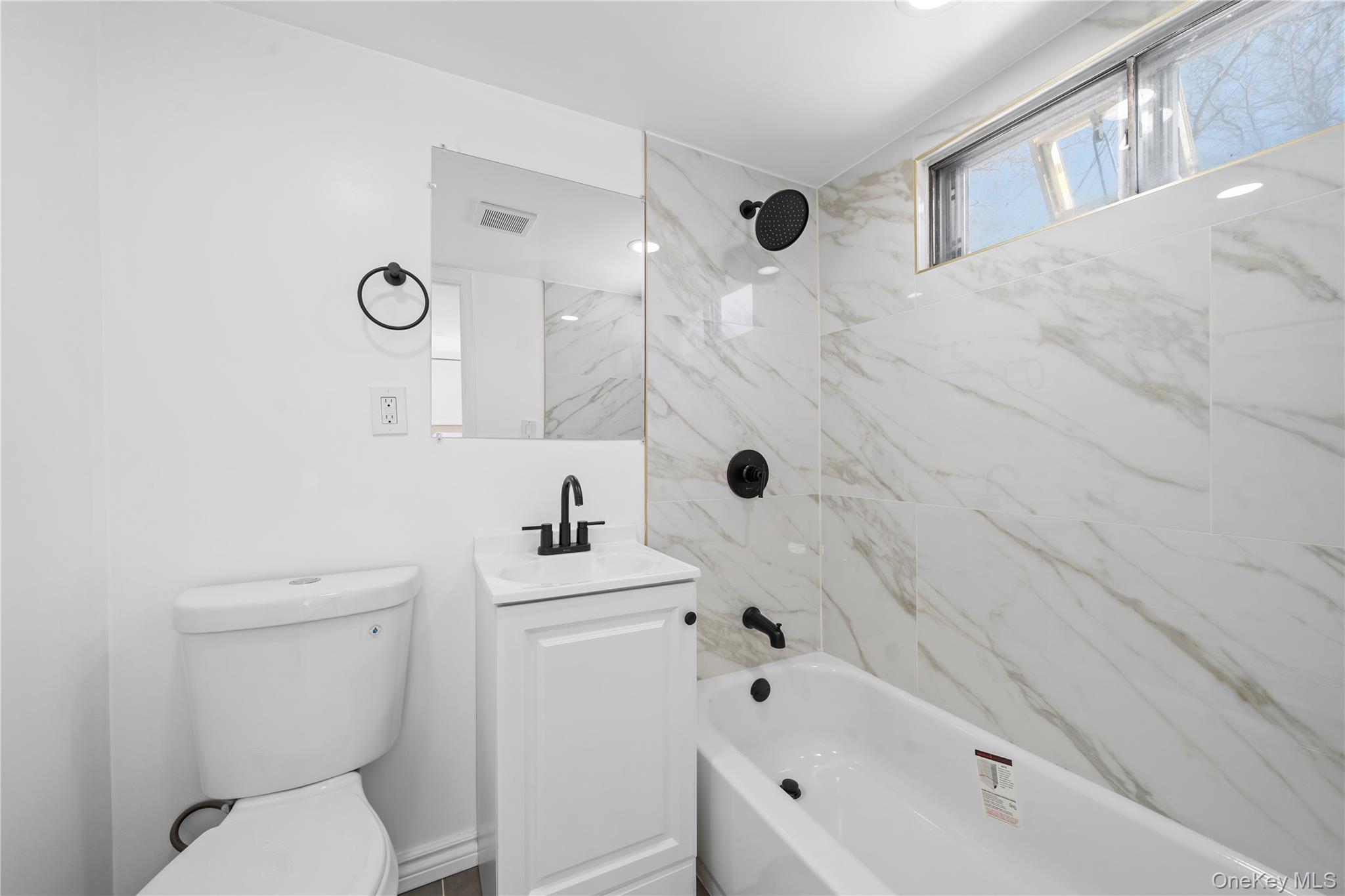 19 Scotchpine Drive, Islandia, NY 11749