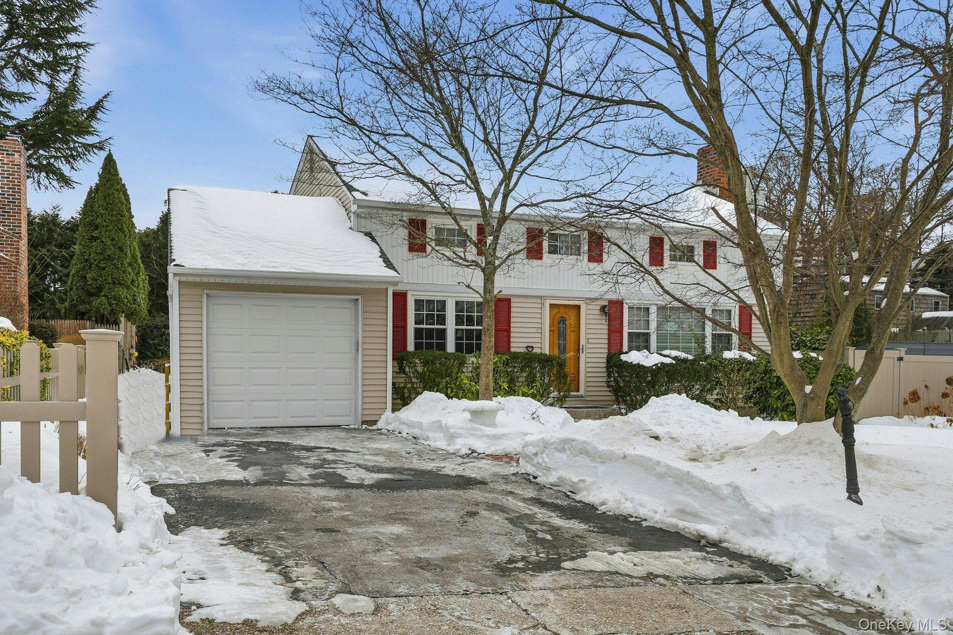 2 Forester Court, Northport, NY 11768