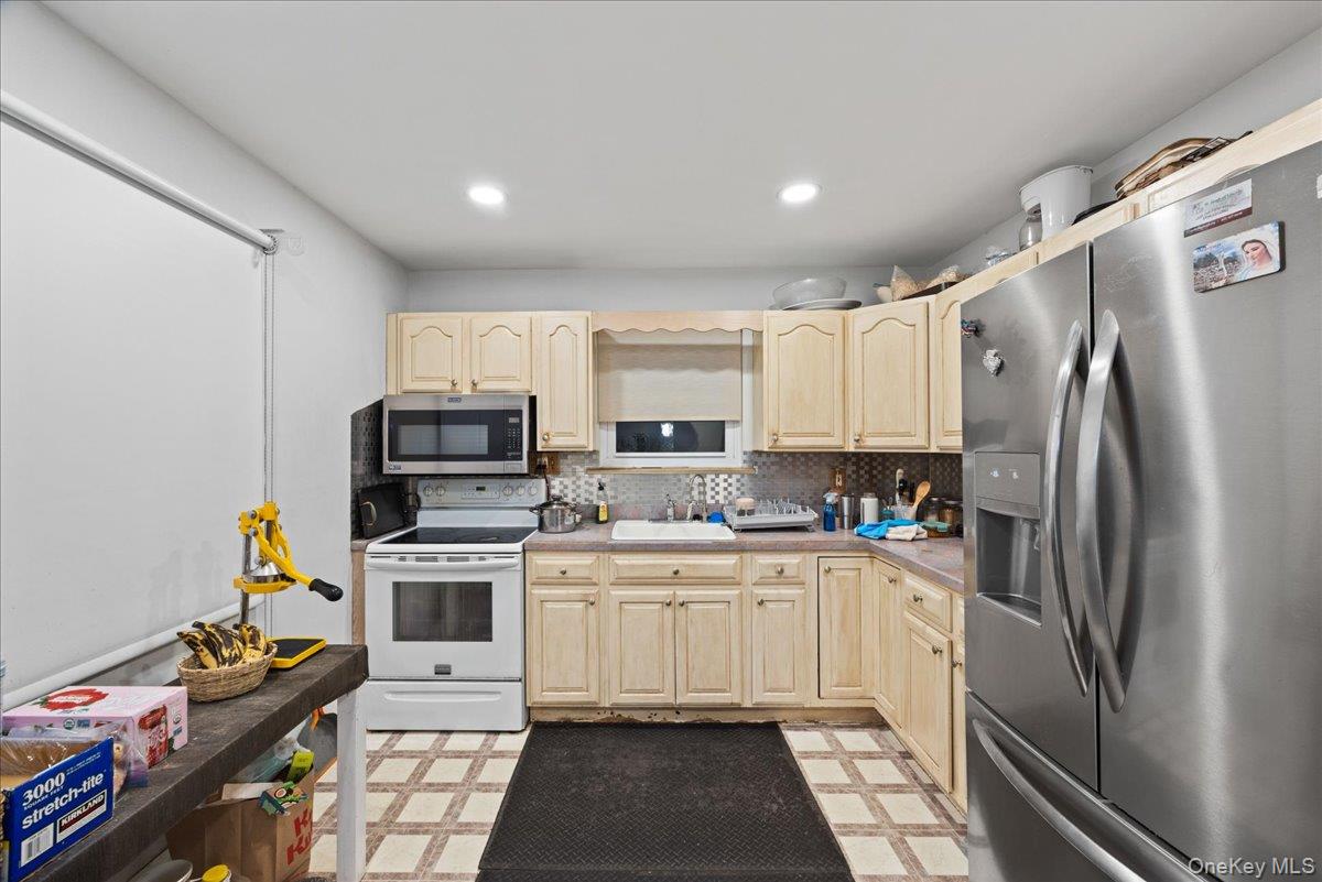 134 11th Avenue, Huntington, NY 11746