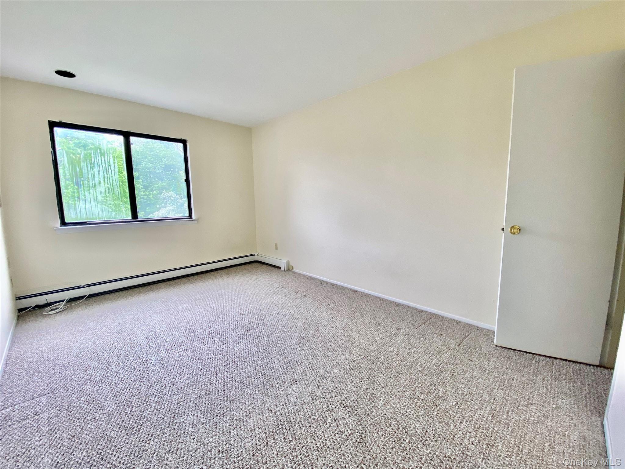 75 Greenway Close # 1, Rye Brook, NY 10573